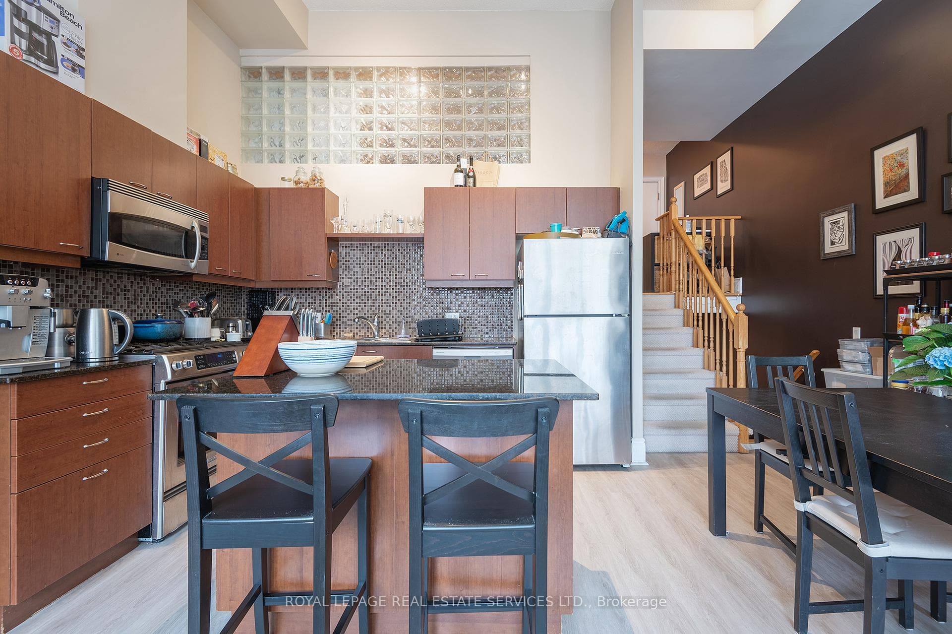 437 Roncesvalles Avenue Unit 207 photo 7