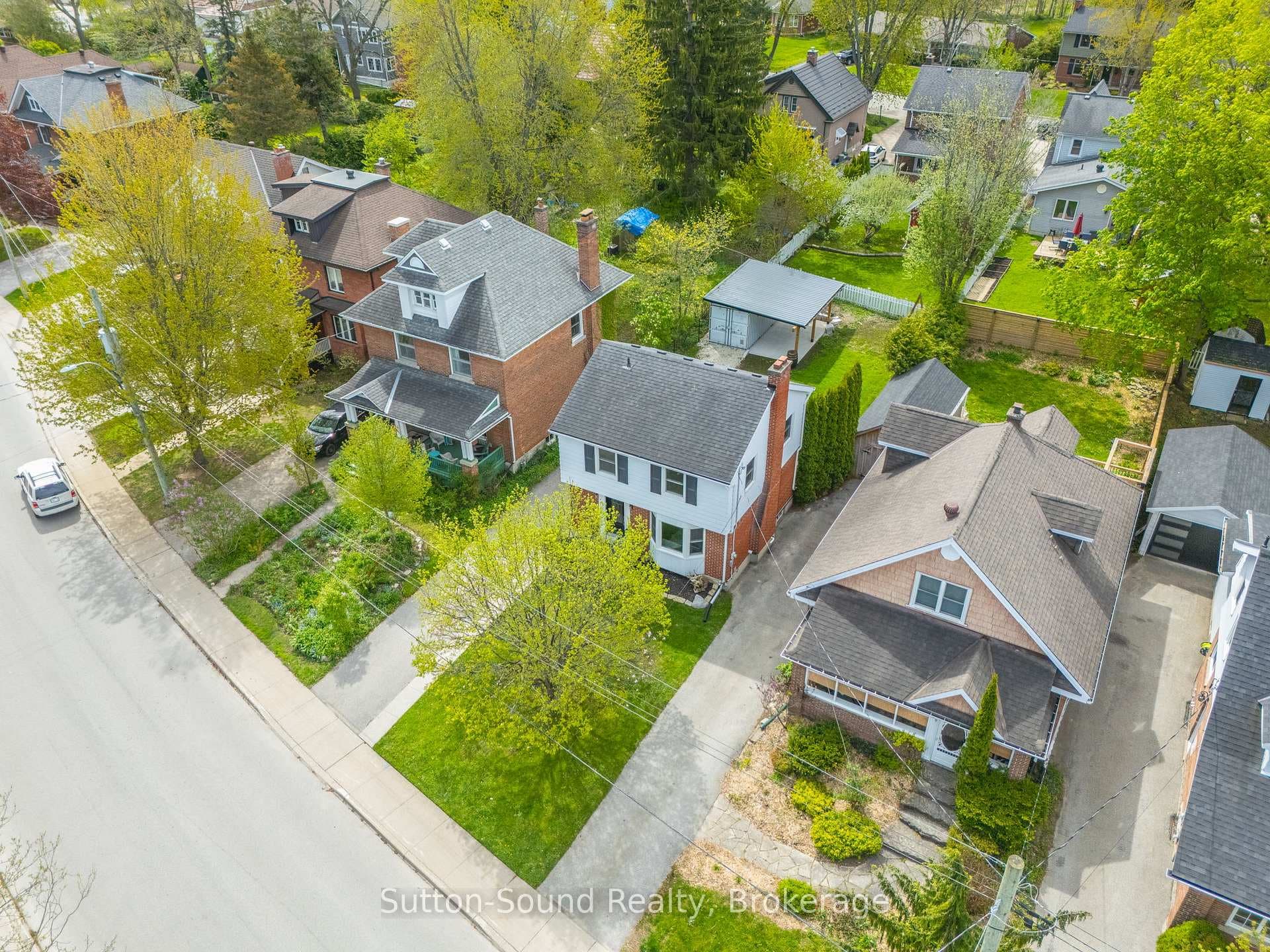 165 4th Street photo 43