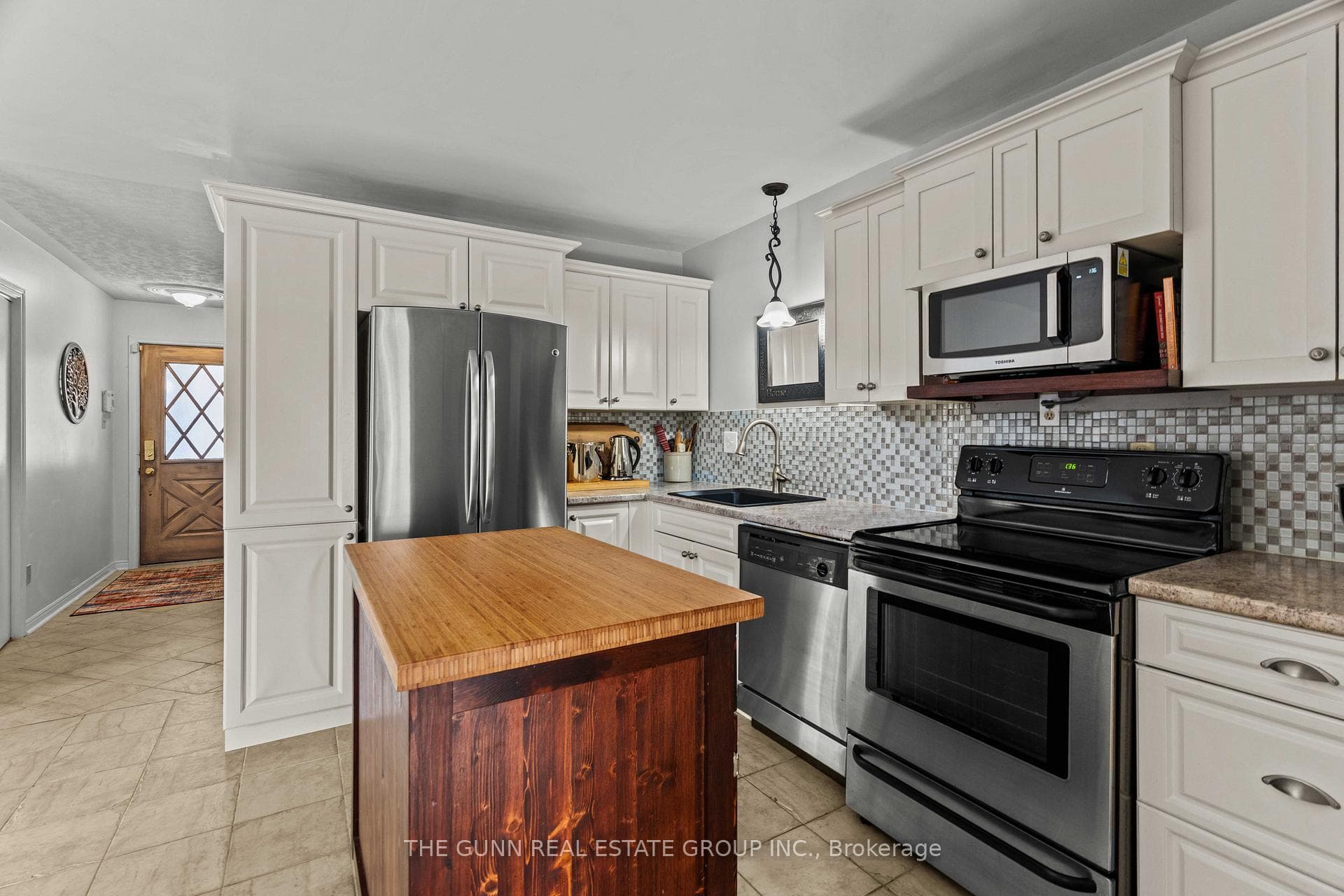 5 Locke Heights photo 18