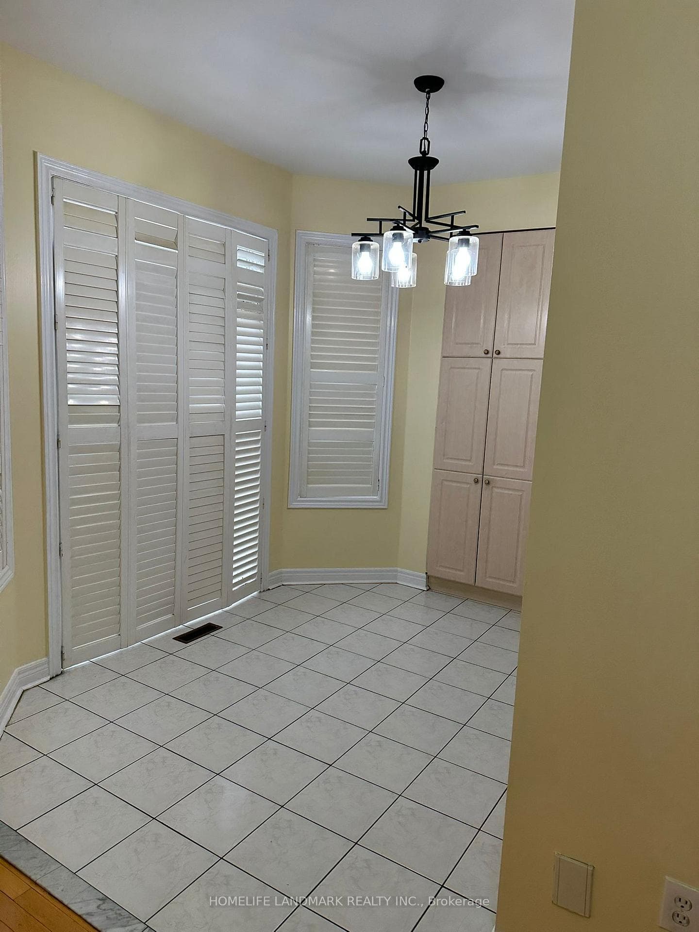 544 Matisse Place photo 21