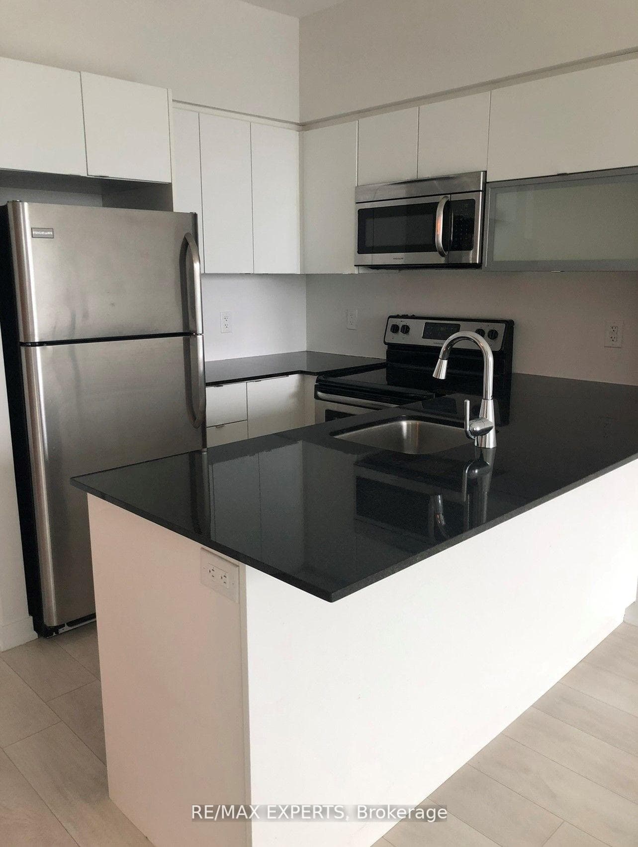 150 East Liberty Street Unit 2401 photo 5