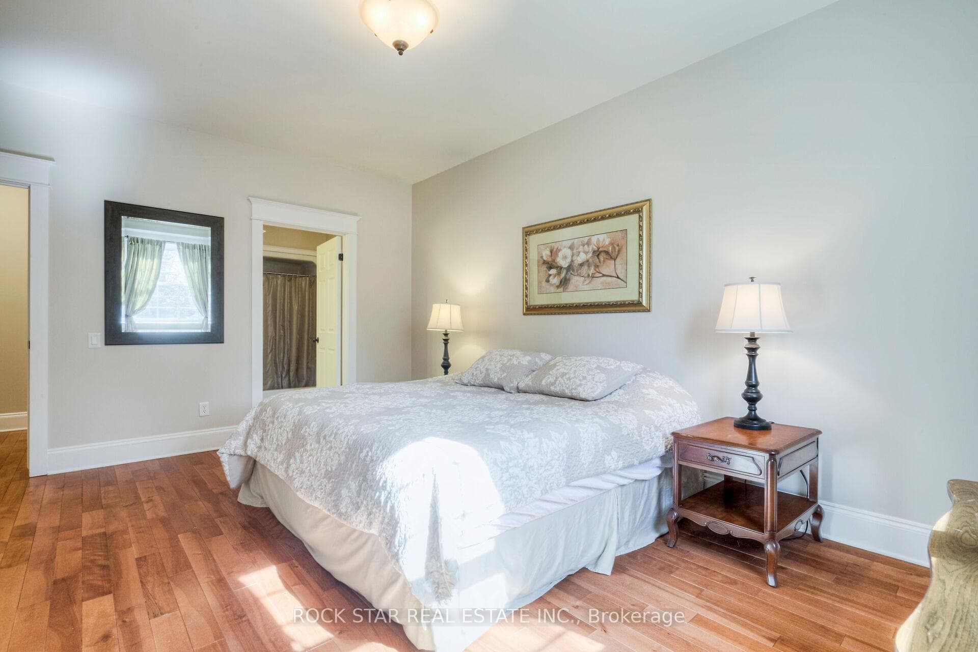 62 Mary Street photo 13