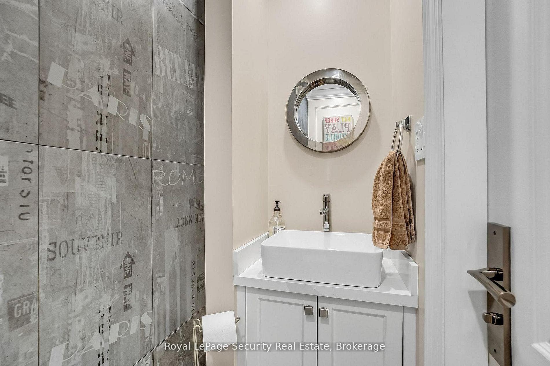 67 Northland Avenue photo 22