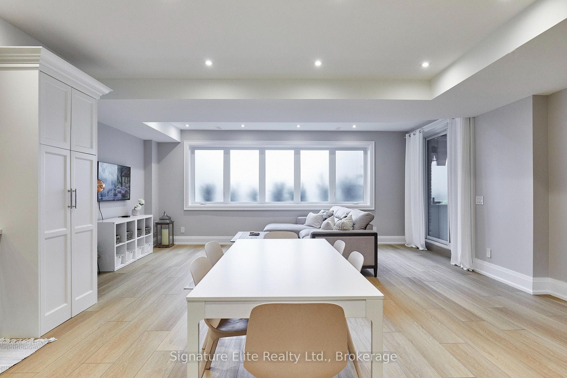 30 Amesbury Drive Unit Unit 2 photo 7