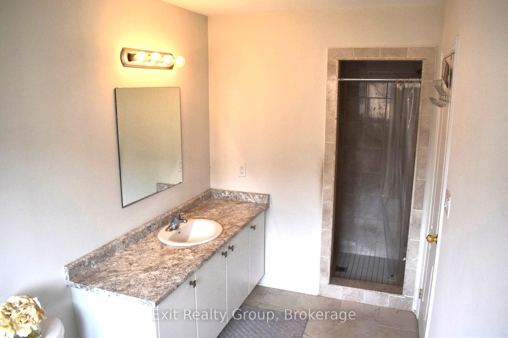 1857 Fosterbrook Street photo 11