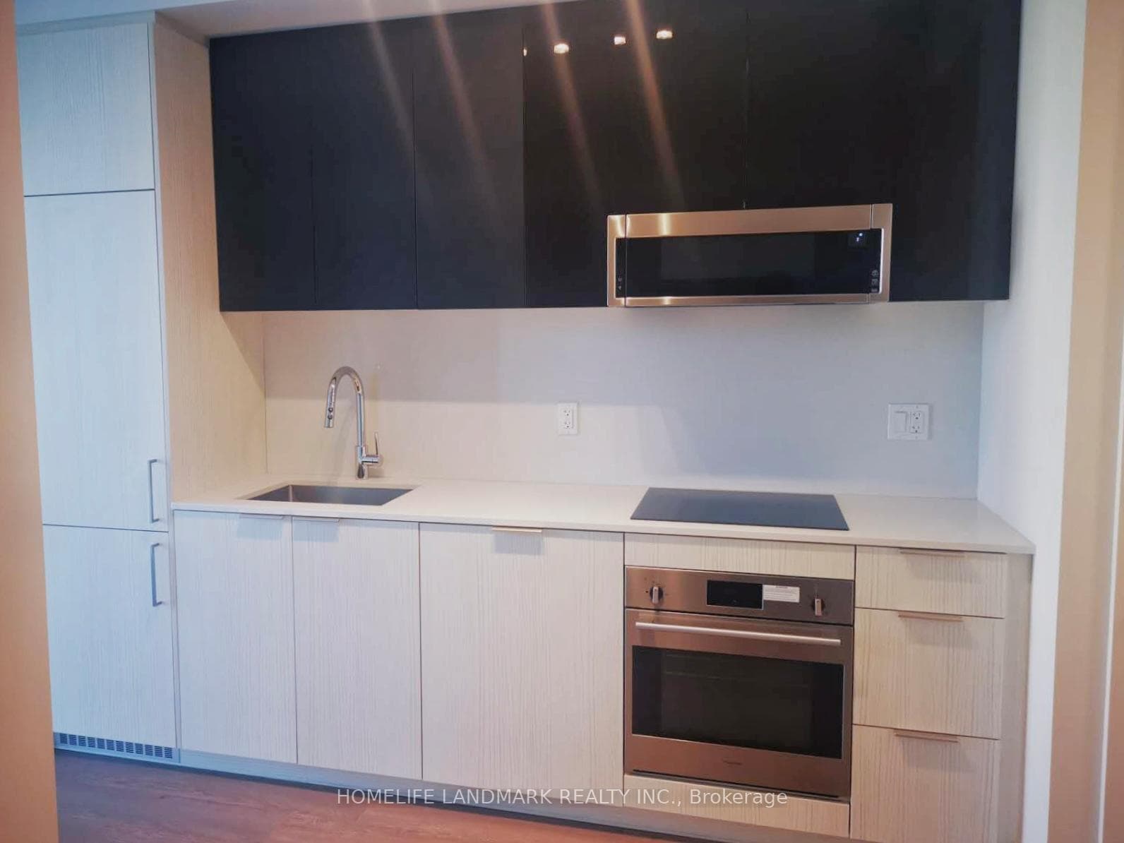 308 Jarvis Street Unit 1512 photo 2