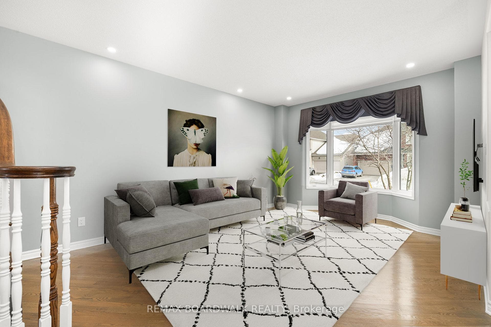 2128 Rexton Street photo 8