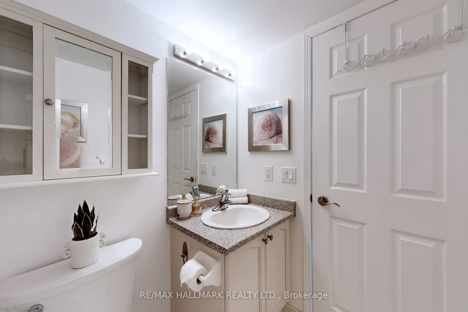 68 Grangeway Avenue Unit 1510 photo 21