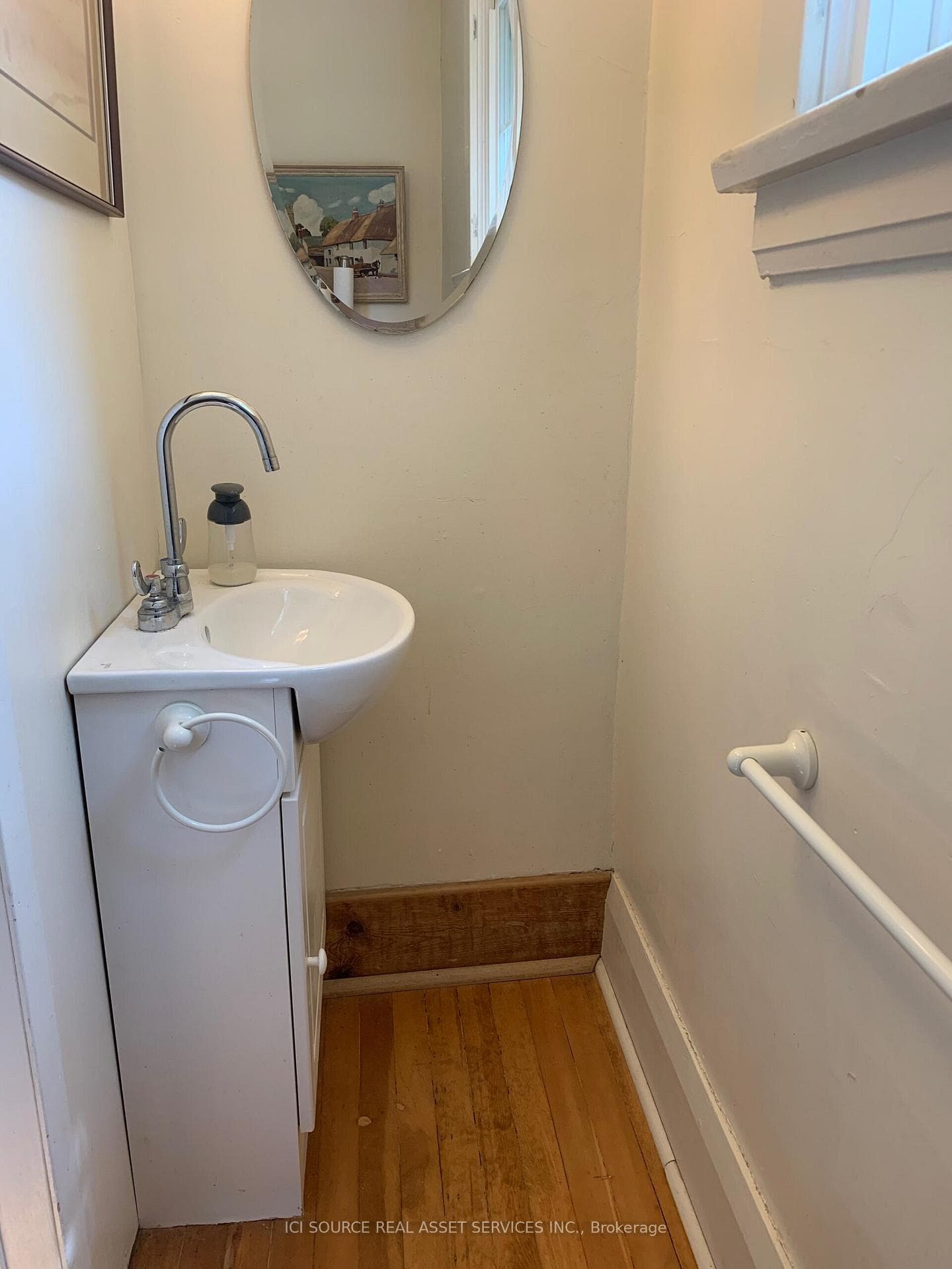 9 Wililam Street Unit Upper photo 9