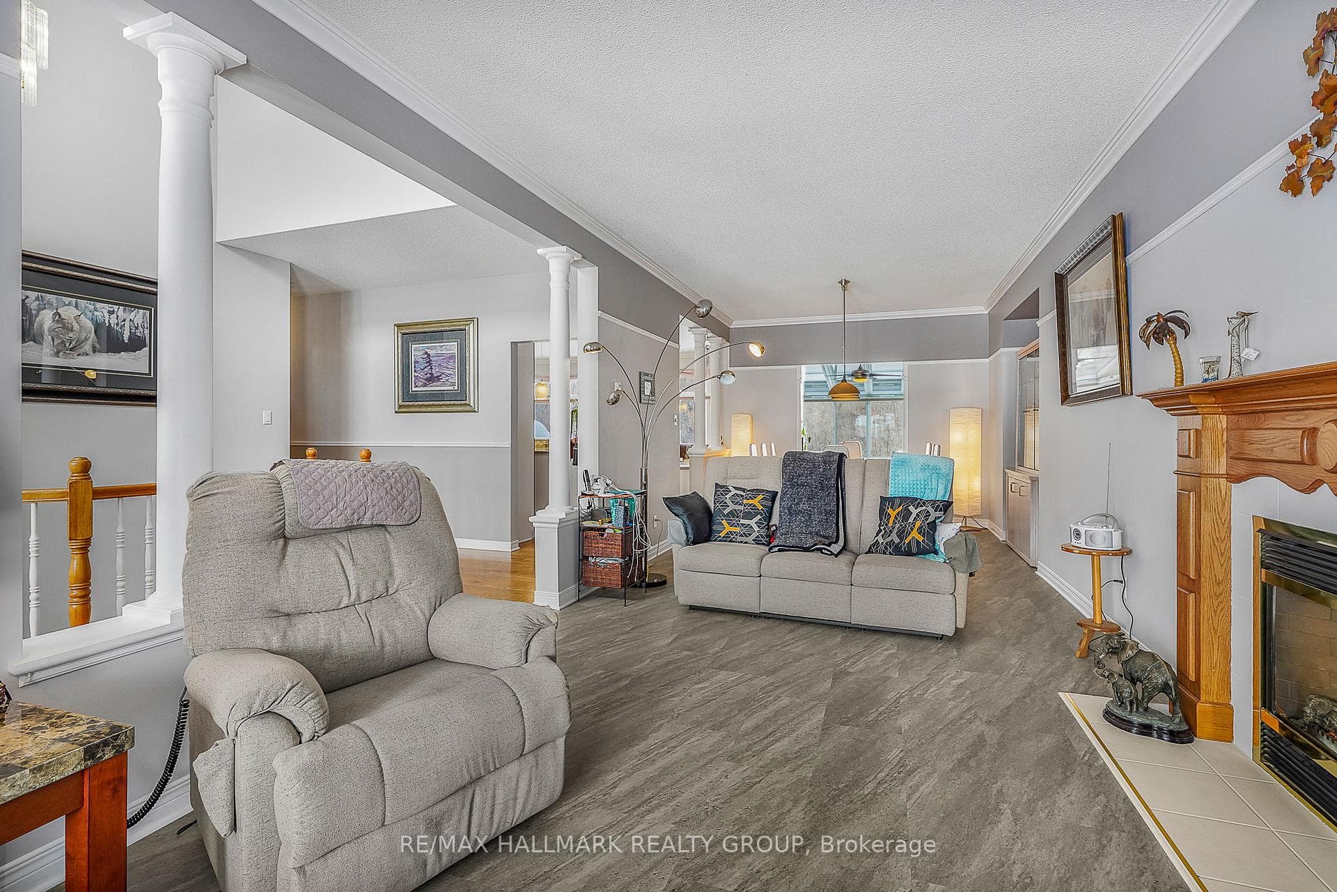 1103 DES PINS Avenue photo 11