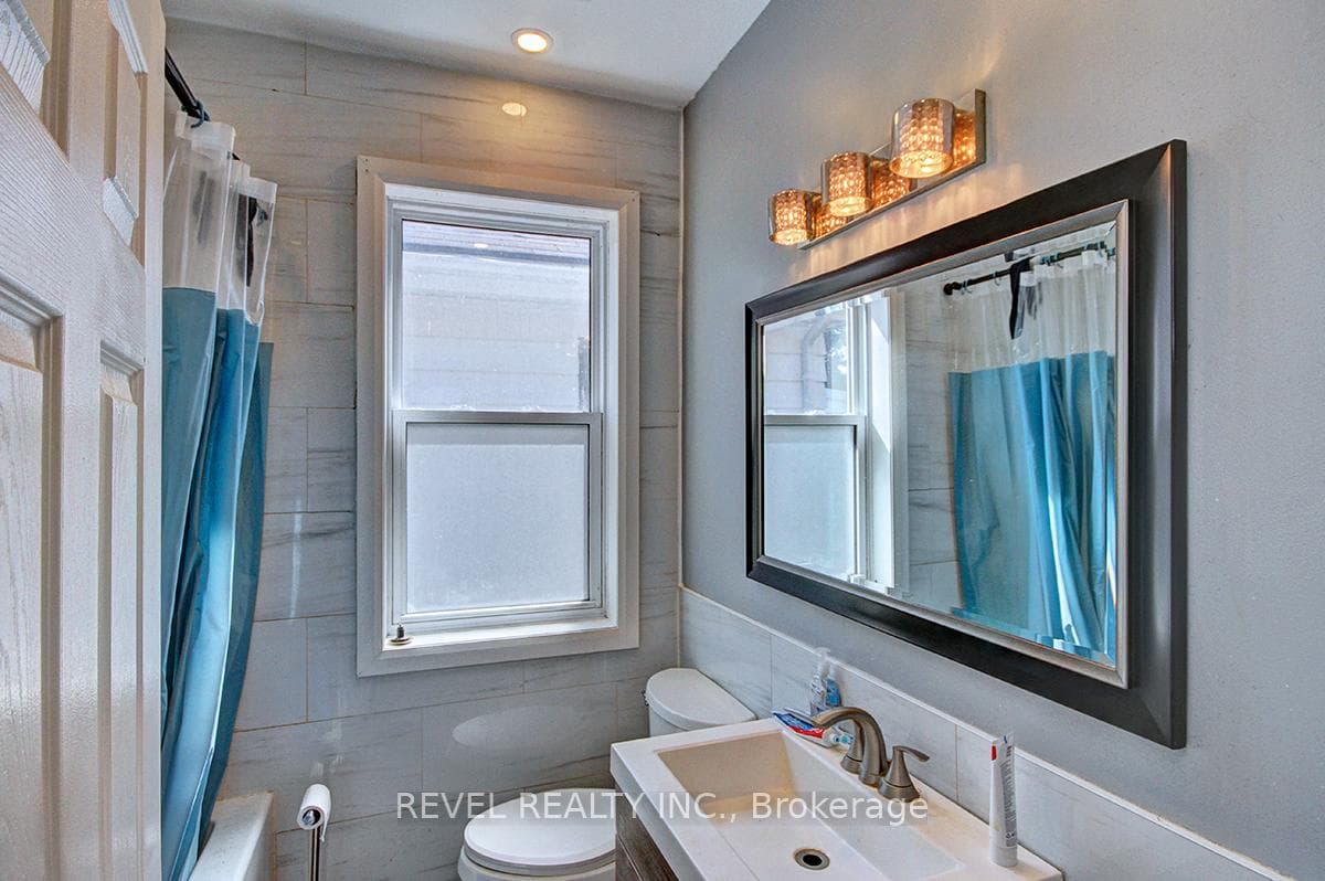 322 Mornington Avenue photo 13