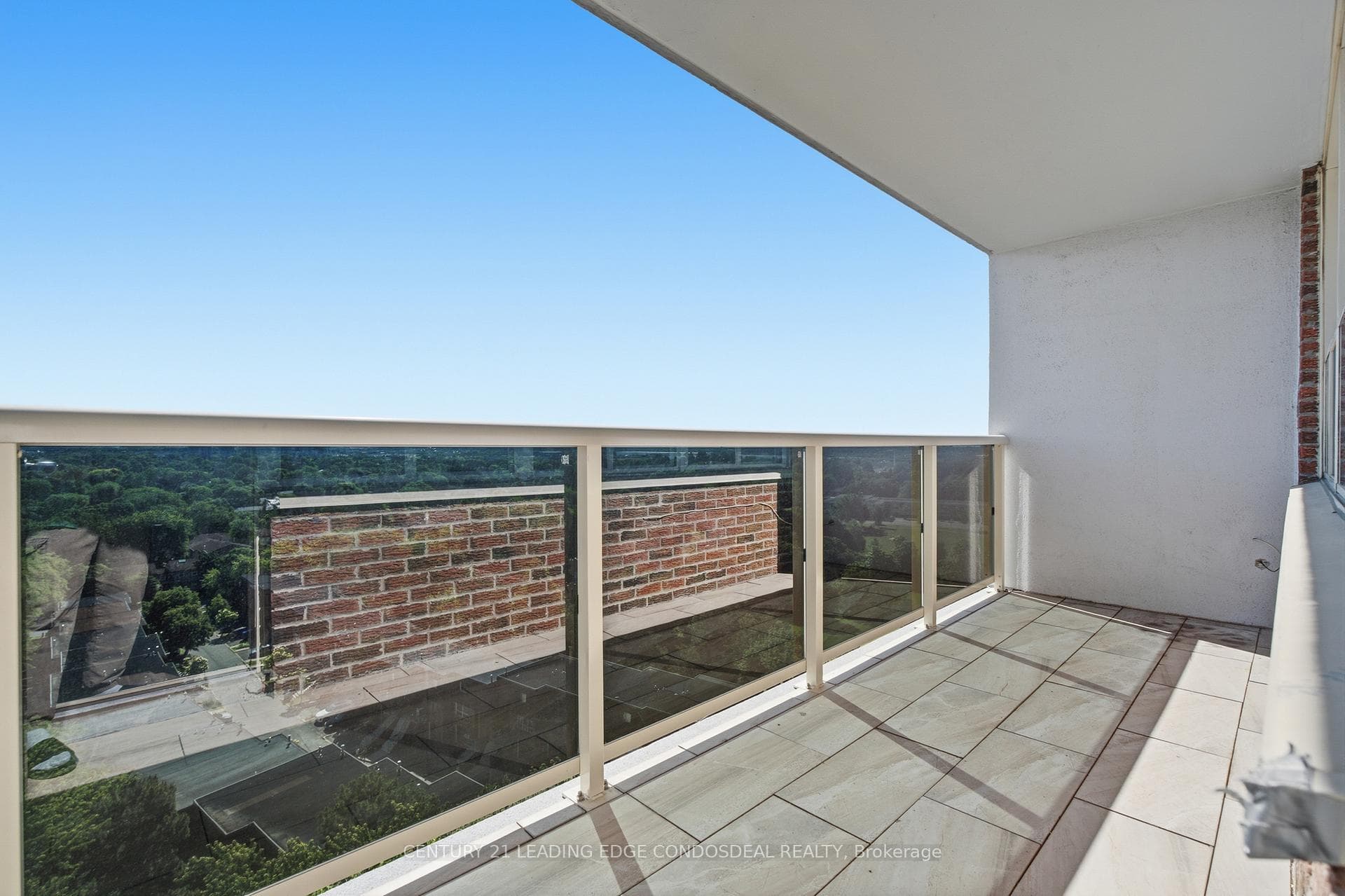 270 Palmdale Drive Unit 1508 photo 33