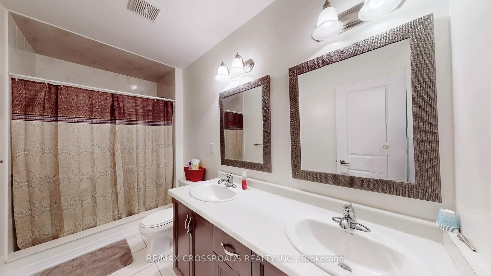 56 Dominion Crescent photo 20