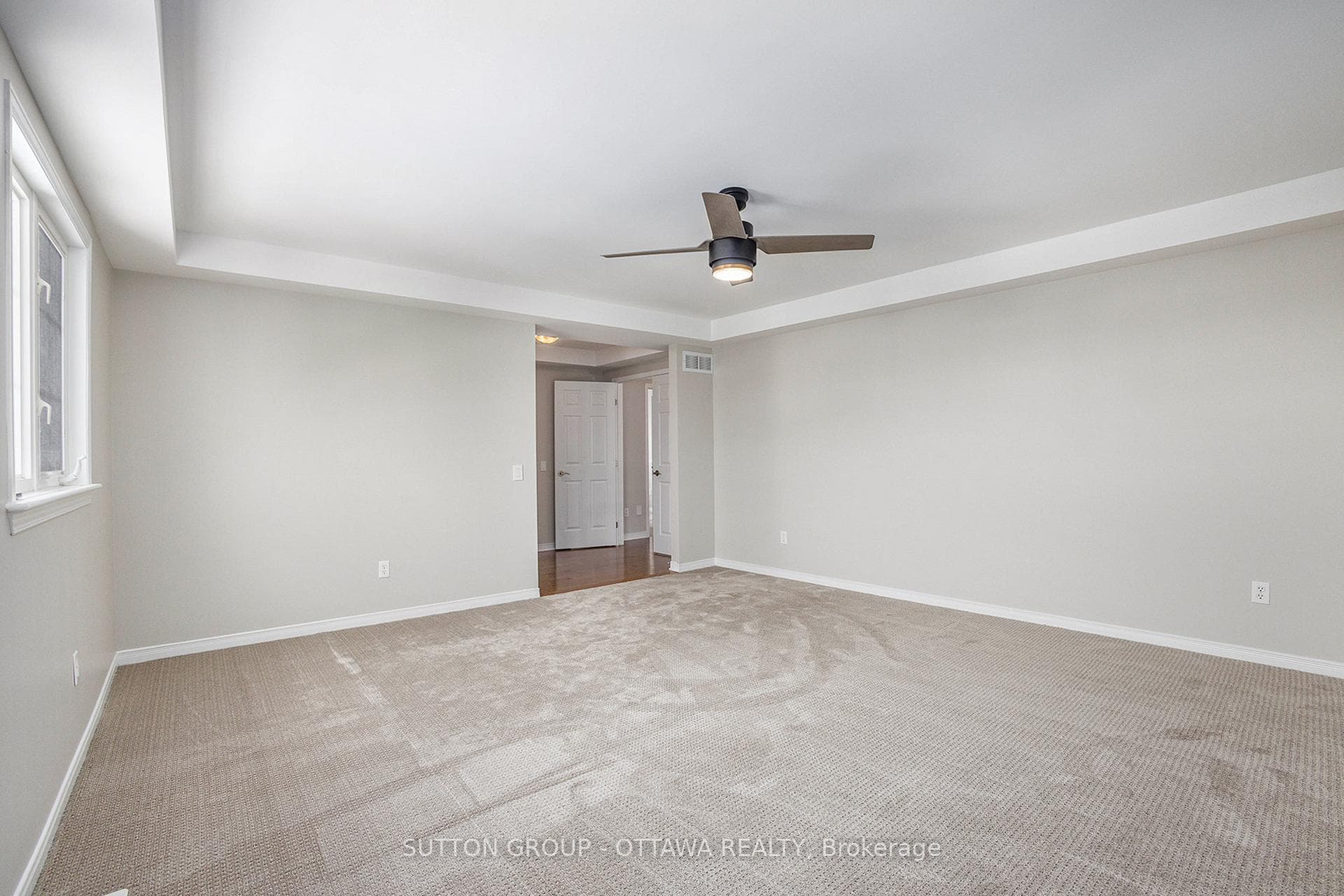 181 Windance Crescent photo 29