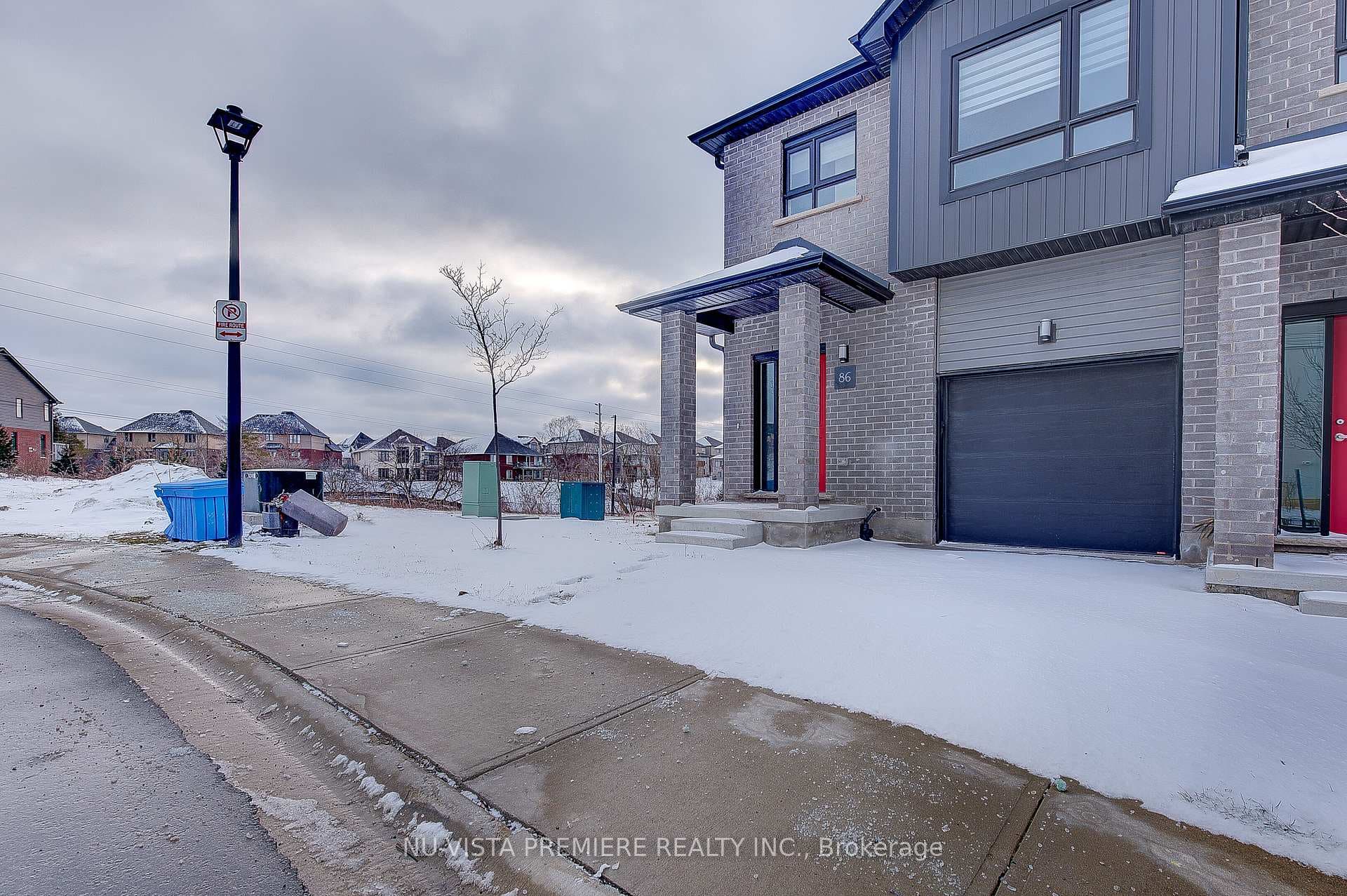 86 Canvas Way photo 2