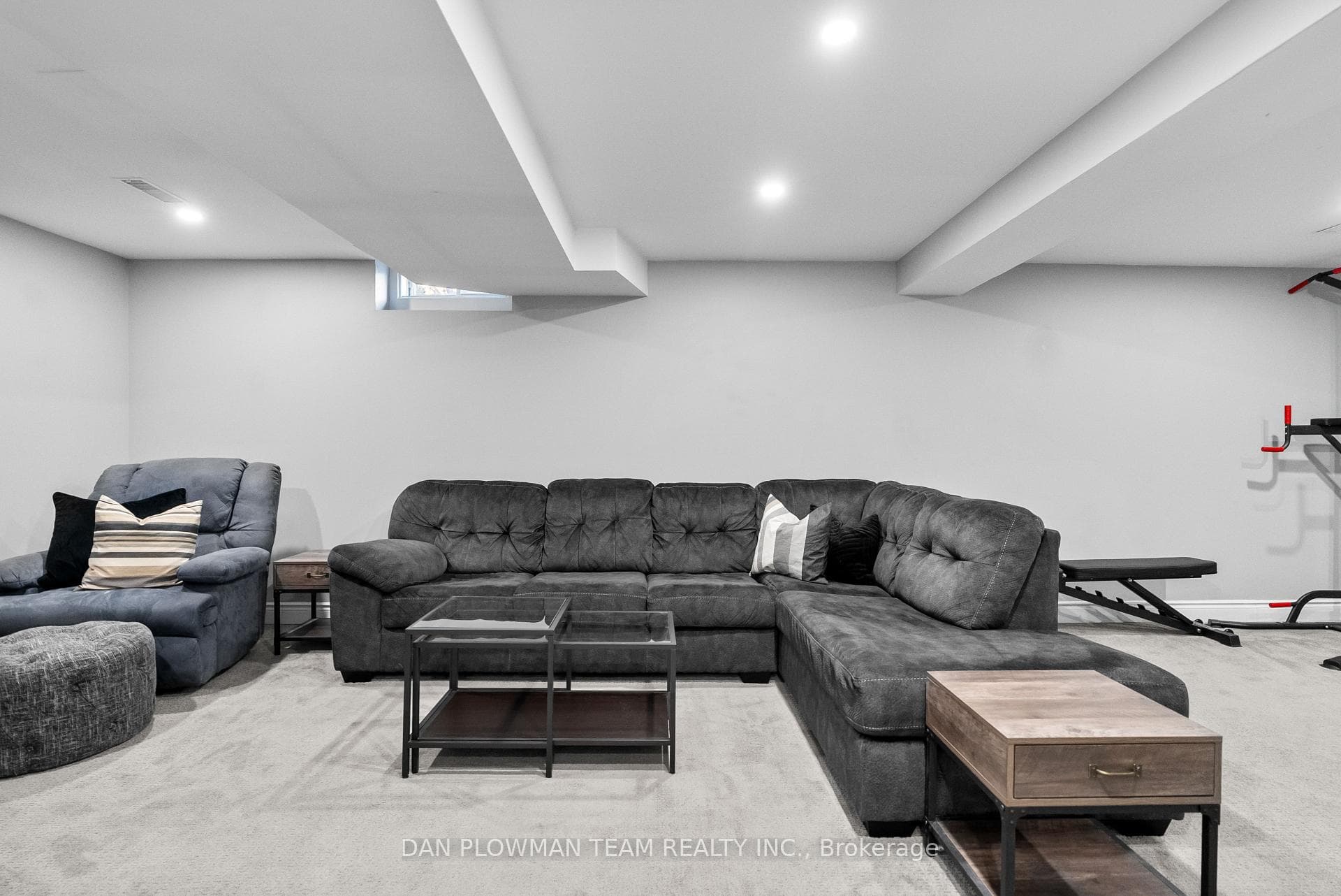 63 Scadding Avenue photo 40