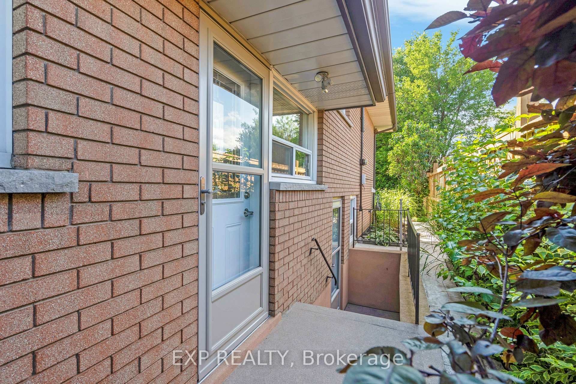 136 Sunrise Drive photo 28