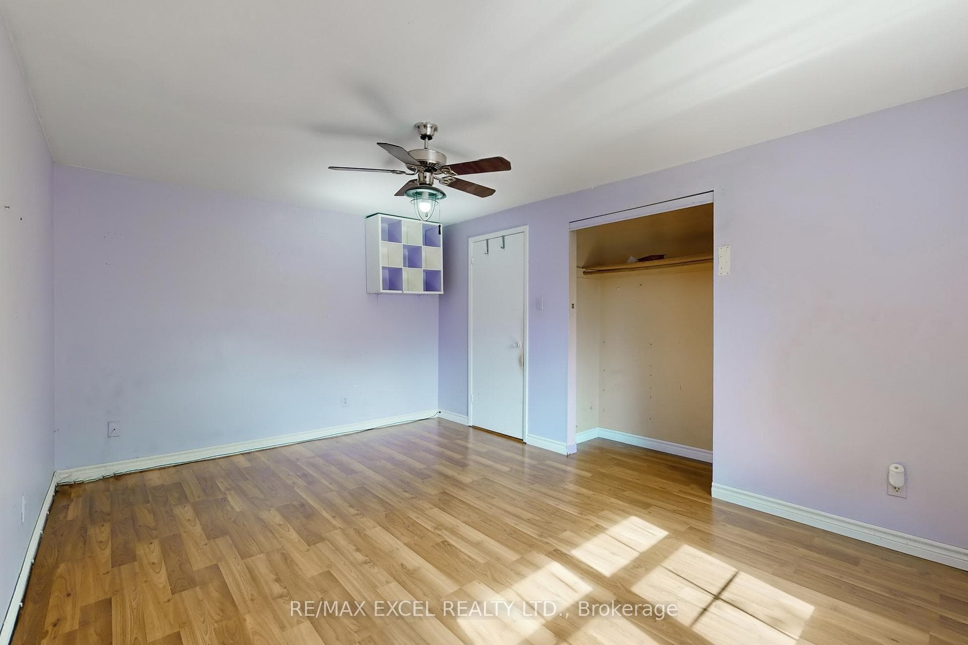 614 Village Parkway photo 20