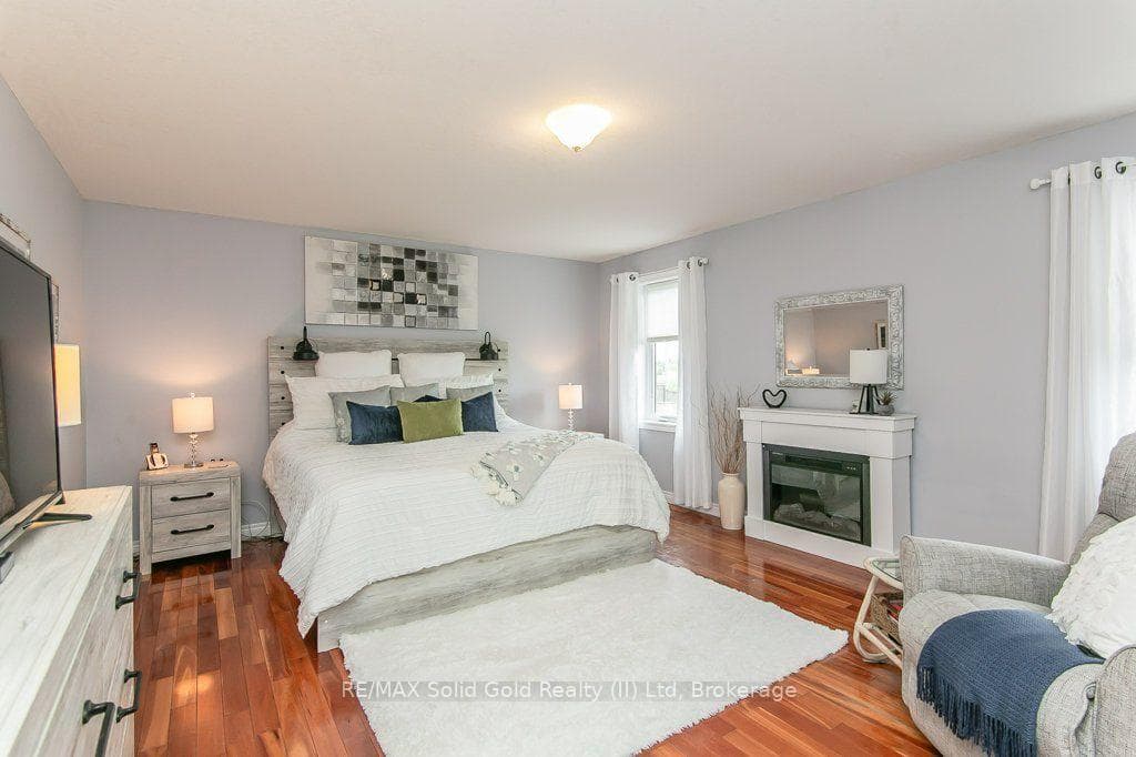 77 Lawrence Street photo 22