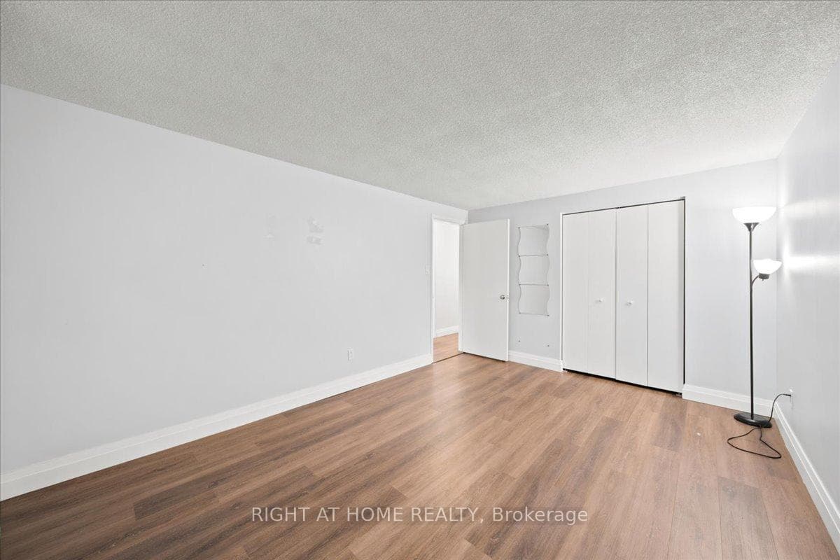 554 Halberstadt Circle photo 18