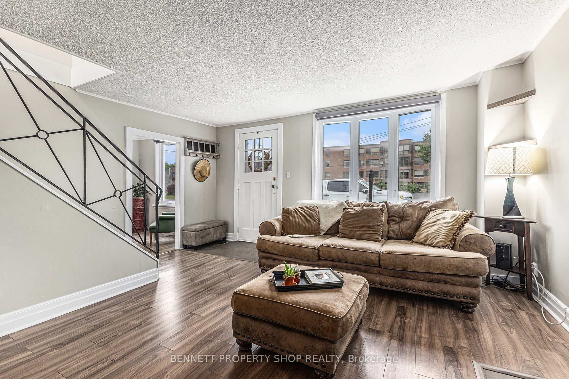 94 Mcgonigal Street photo 5
