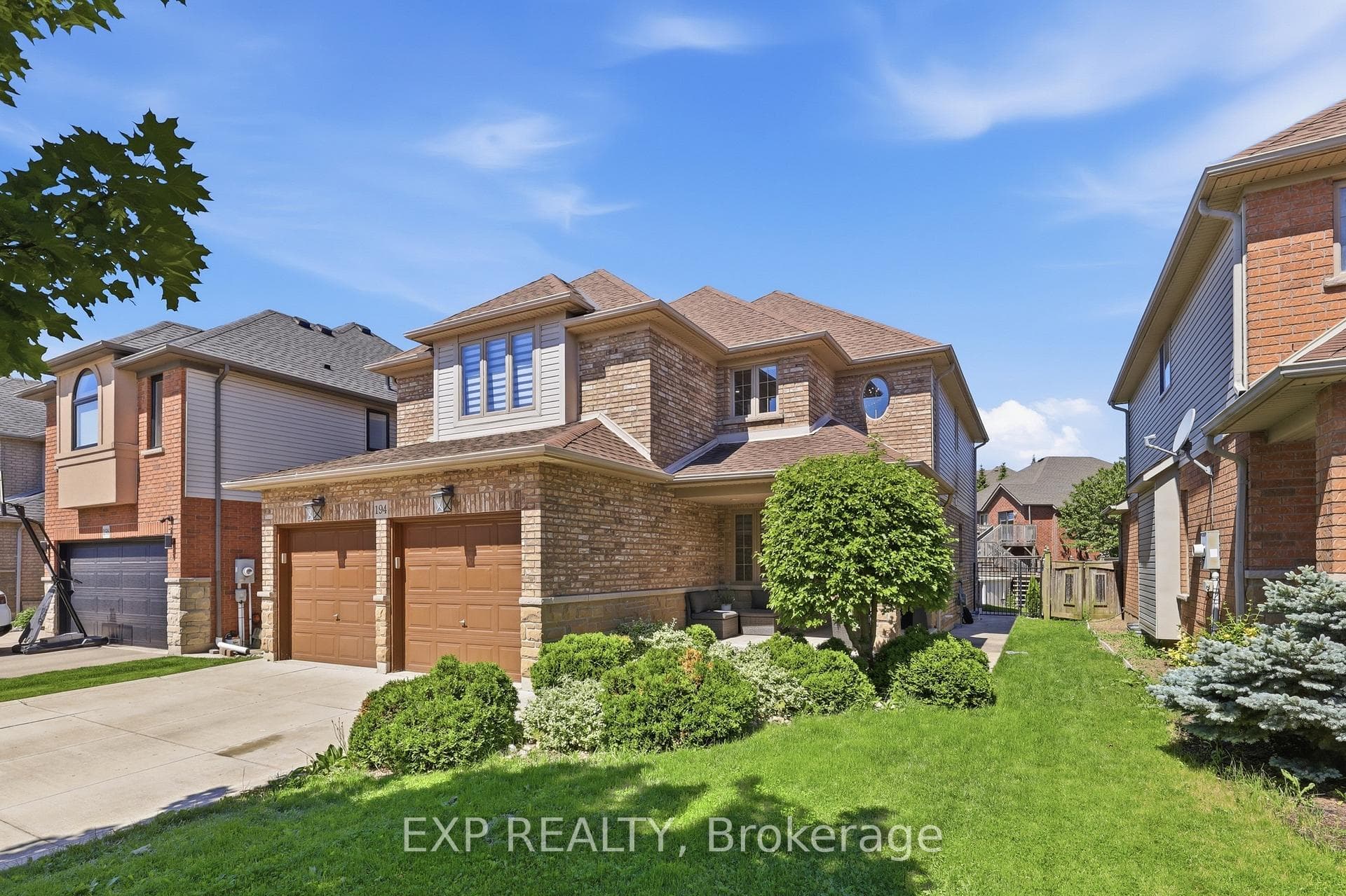 194 Southbrook Drive photo 5