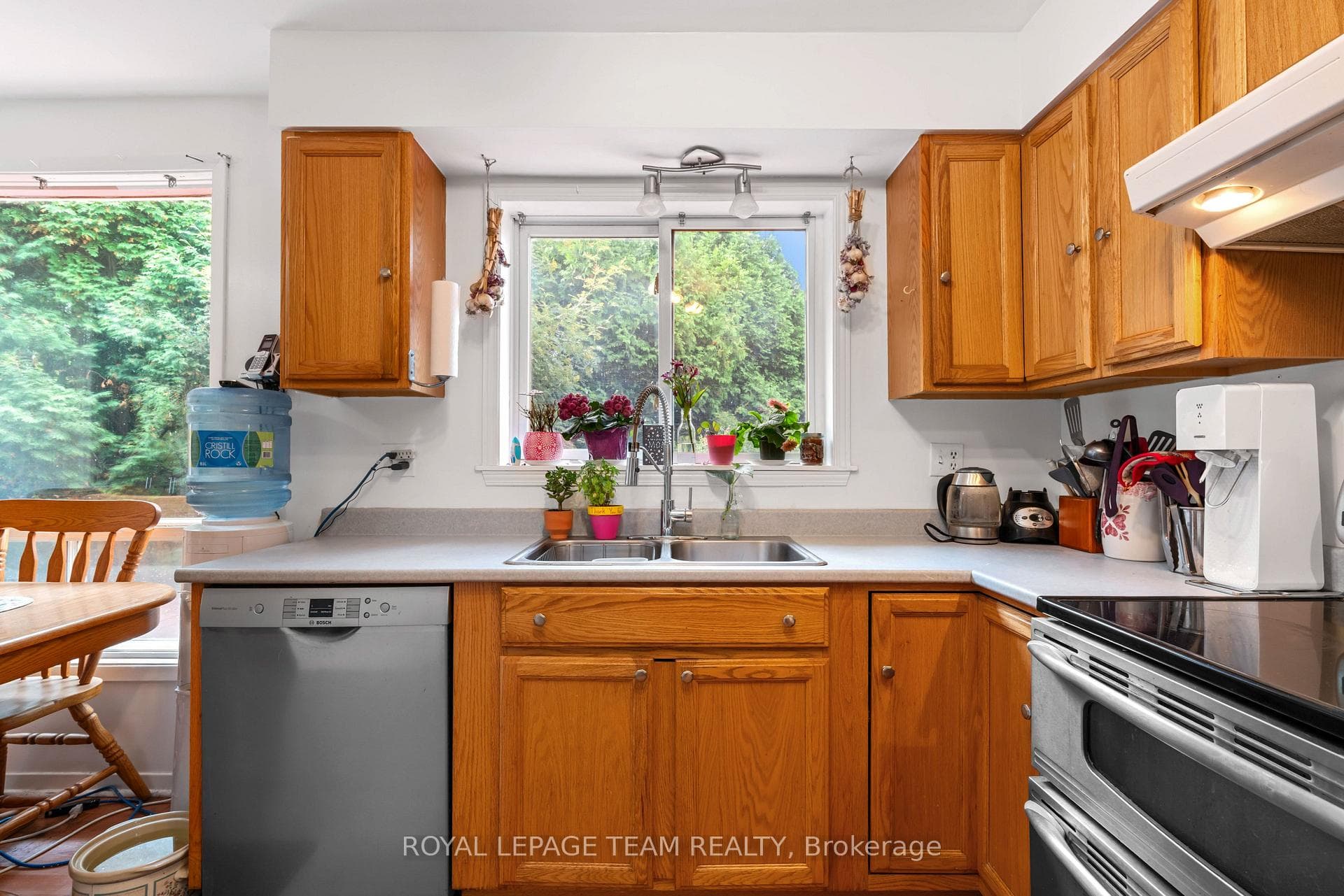 5687 Cherry Street photo 14
