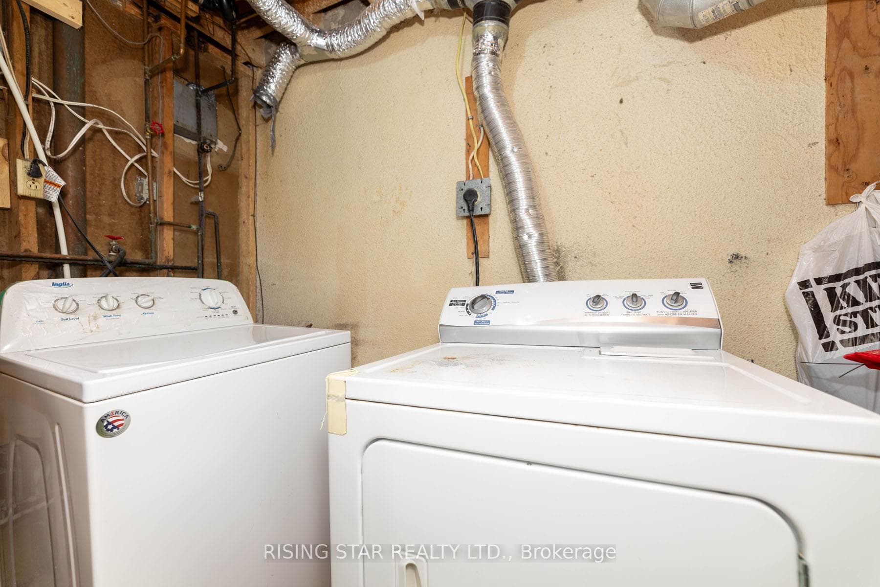 5 Tinton Crescent photo 29