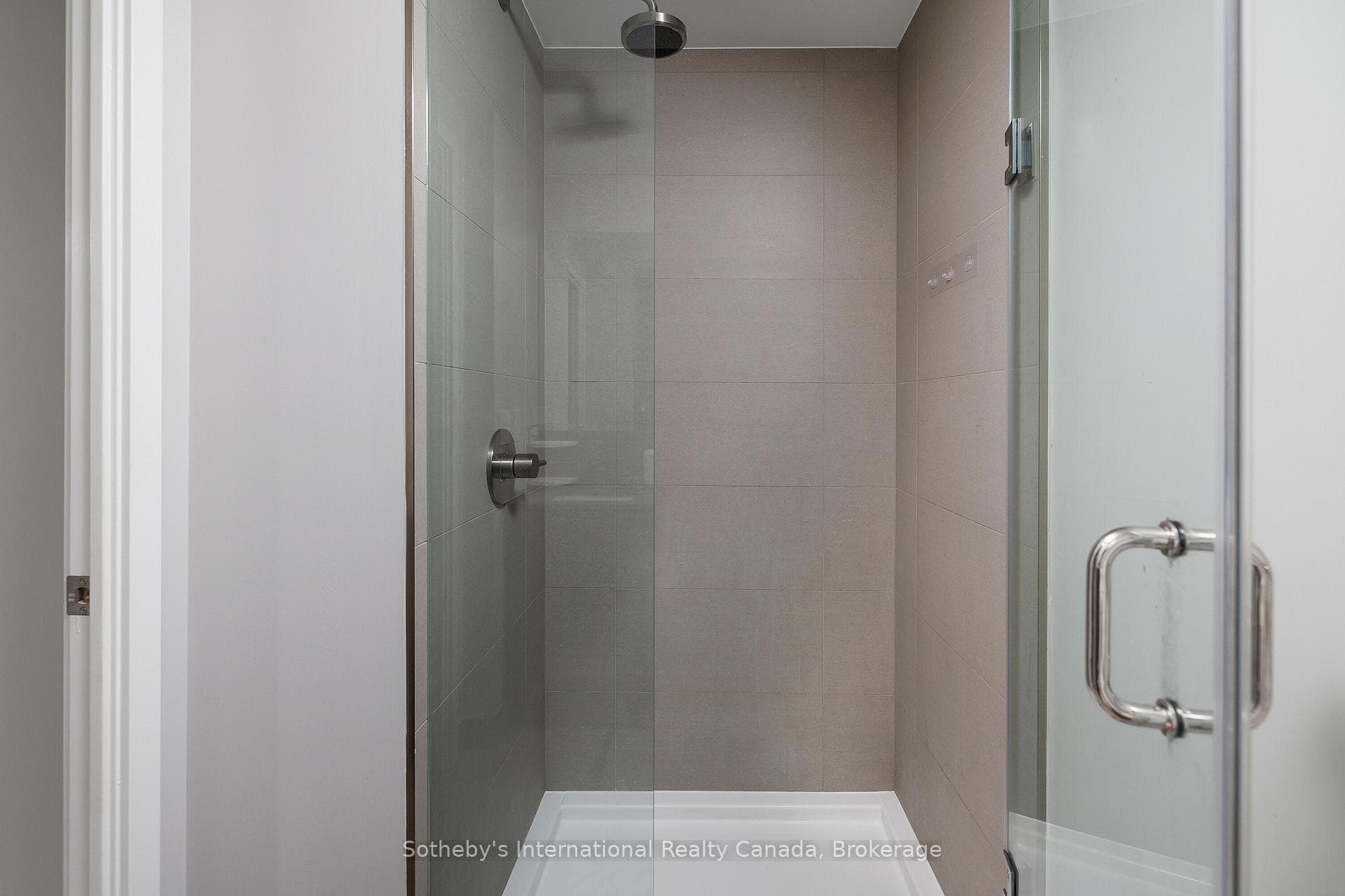 19 Western Battery Road Unit 2608 photo 25