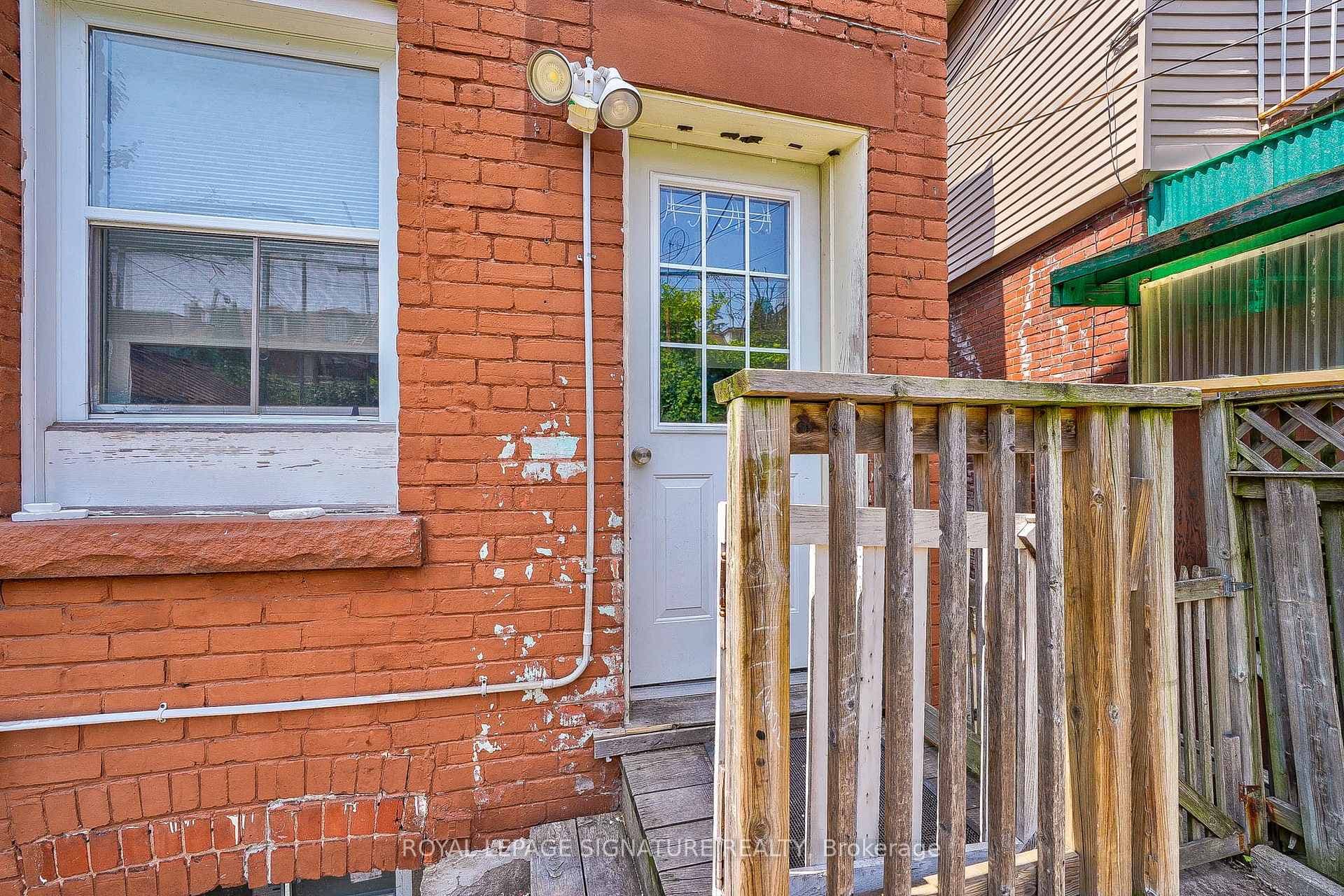 439 Crawford Street Unit Main photo 31