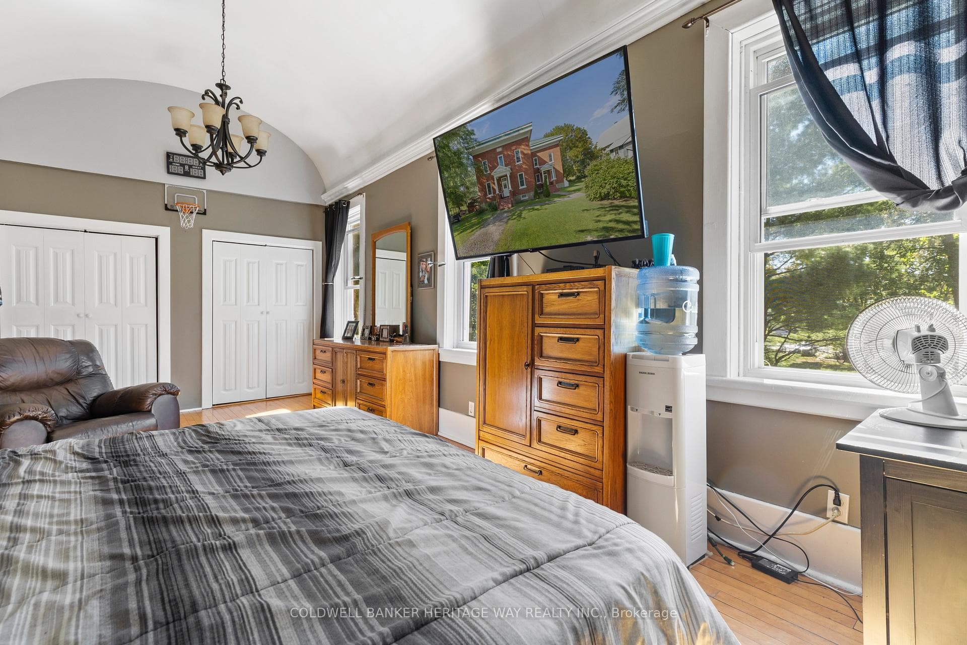 Primary Bed