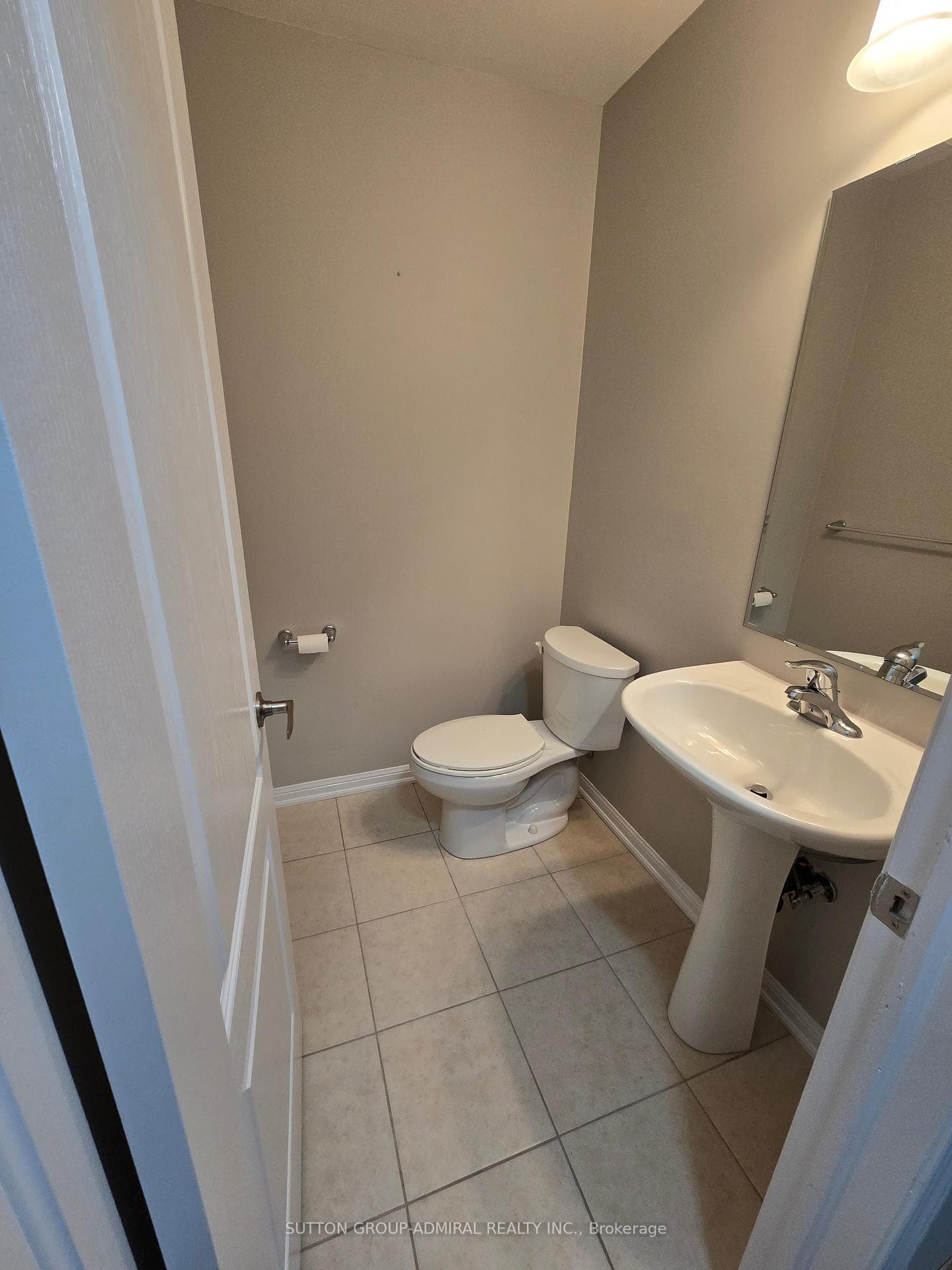 965 Nadalin Heights photo 4