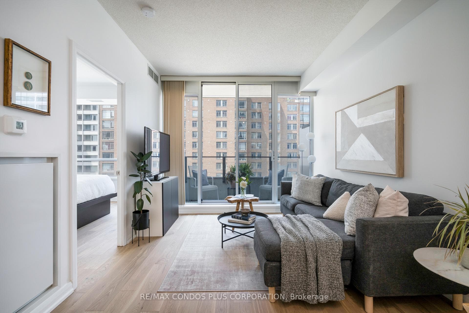 111 Elizabeth Street Unit 1119 photo 3