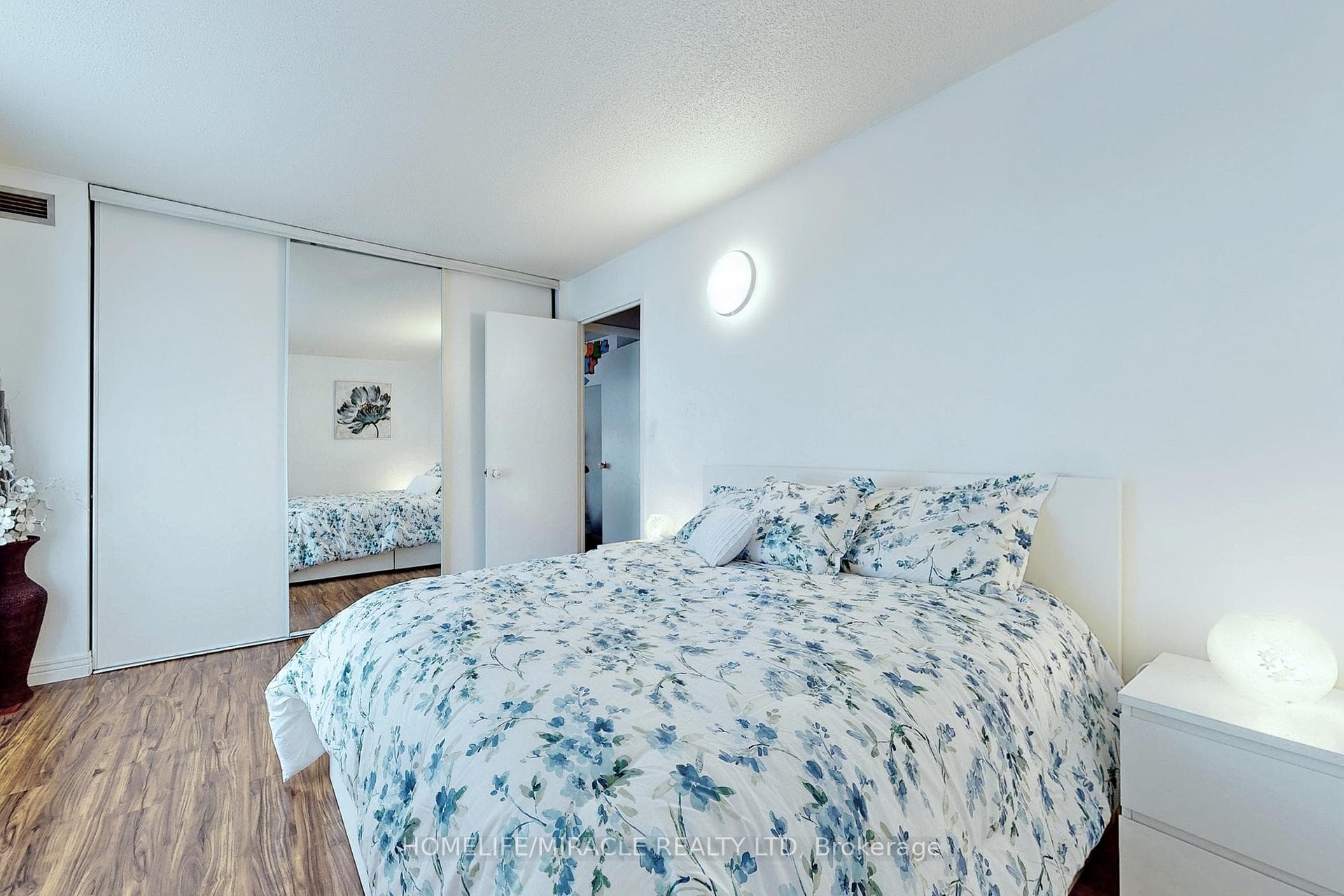 90 Dale Avenue Unit 201 photo 14
