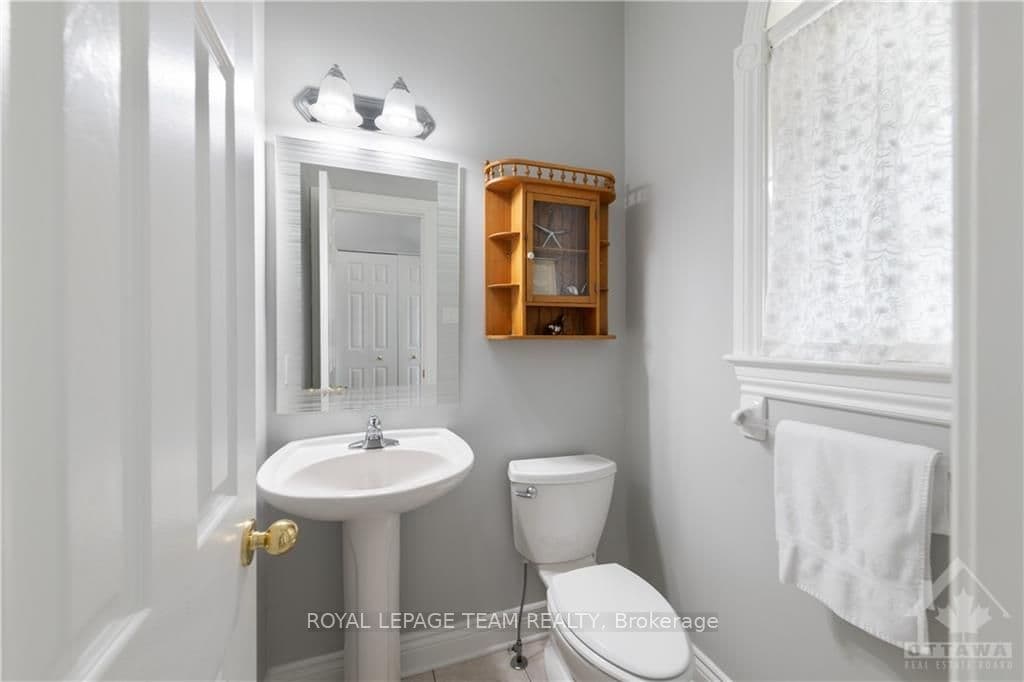 35 FOULIS Crescent photo 5