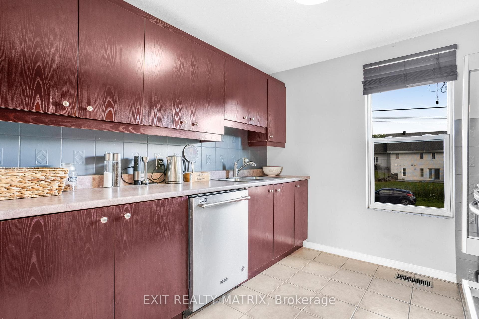 93 MONTPETIT Street photo 26