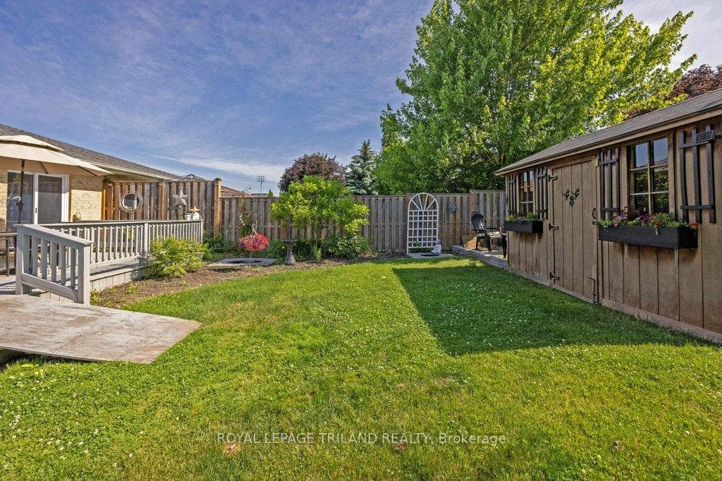 31 Carrie Crescent photo 28