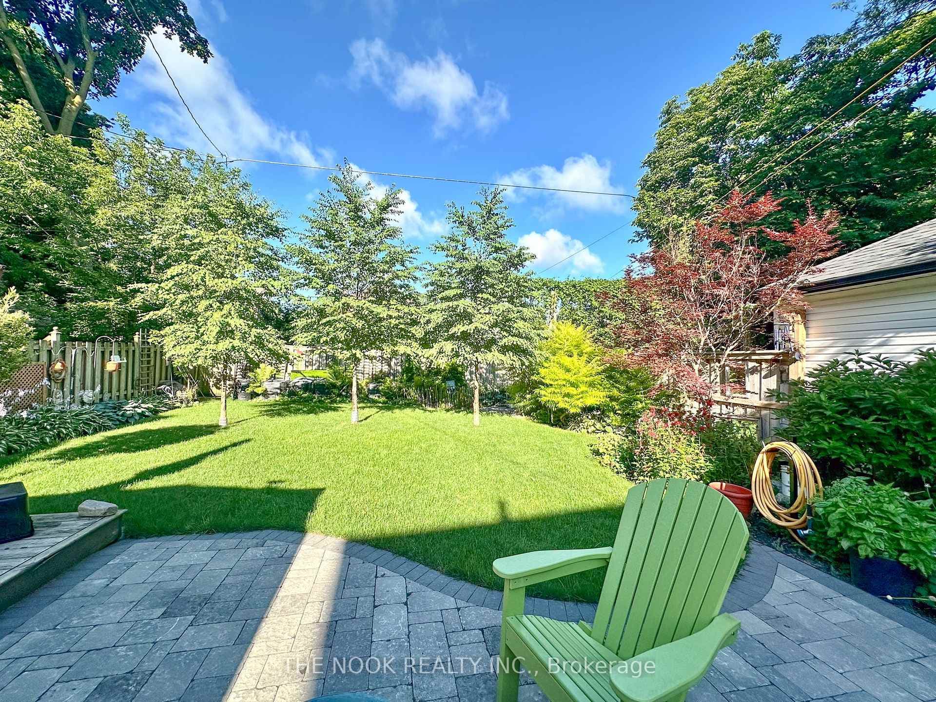 460 Masson Street photo 2