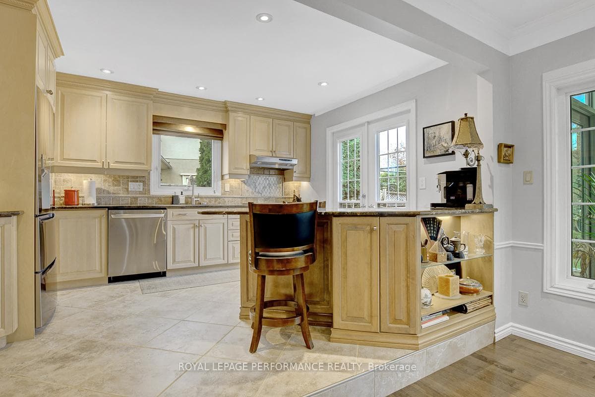 6255 Fortune Drive photo 9