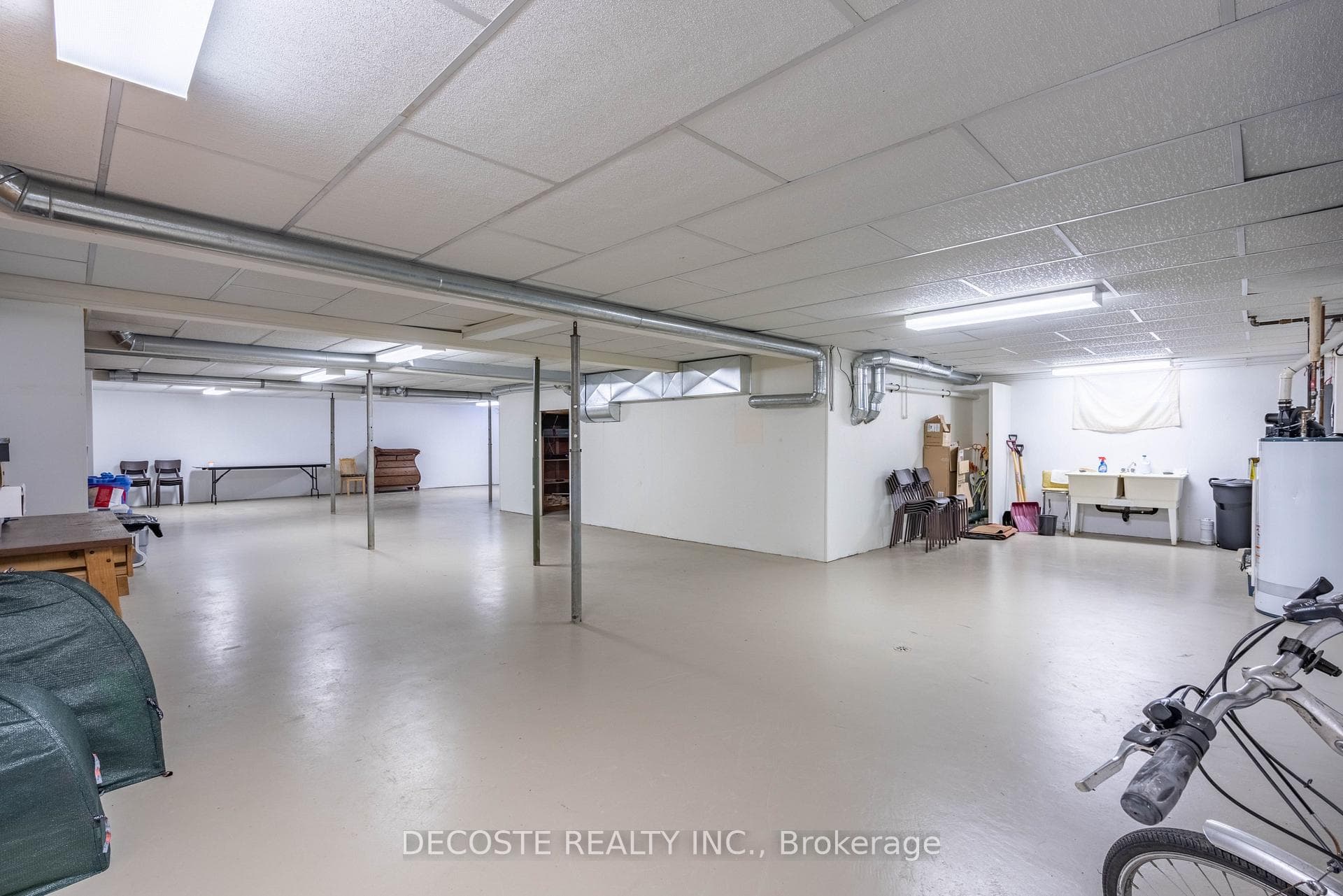 155 McCormick Road photo 36