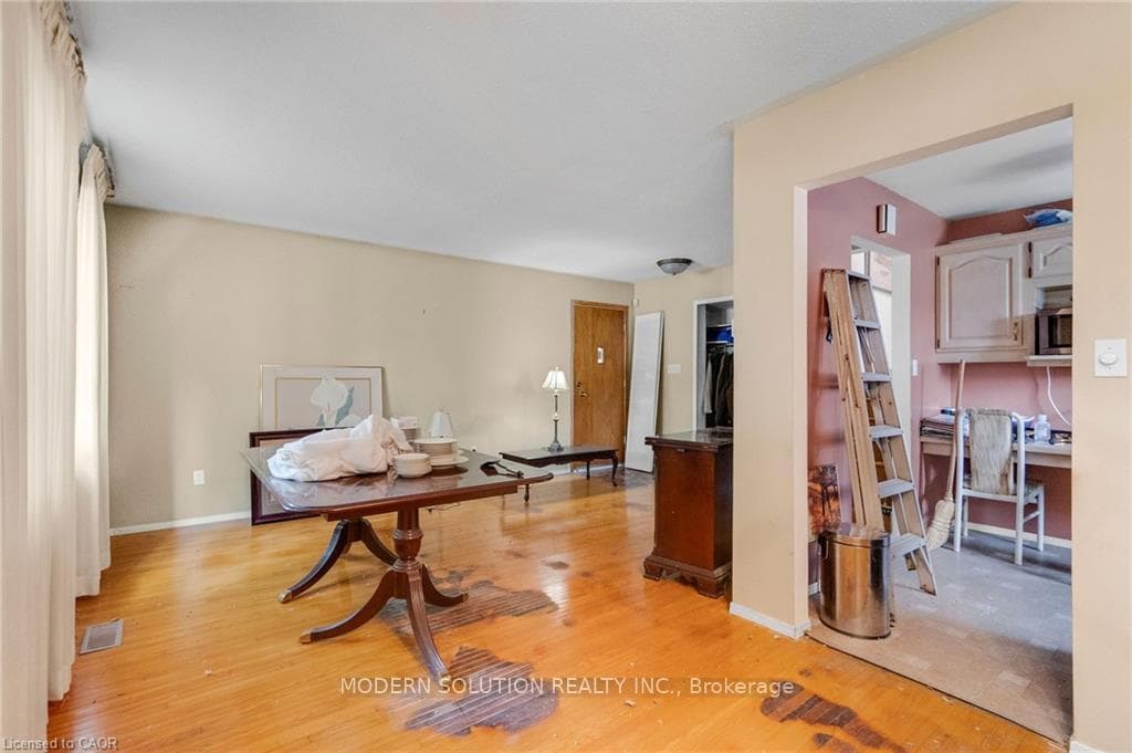 108 Fassett Court photo 13