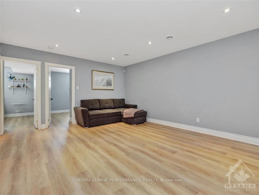 70 CALLAWAY Court photo 26