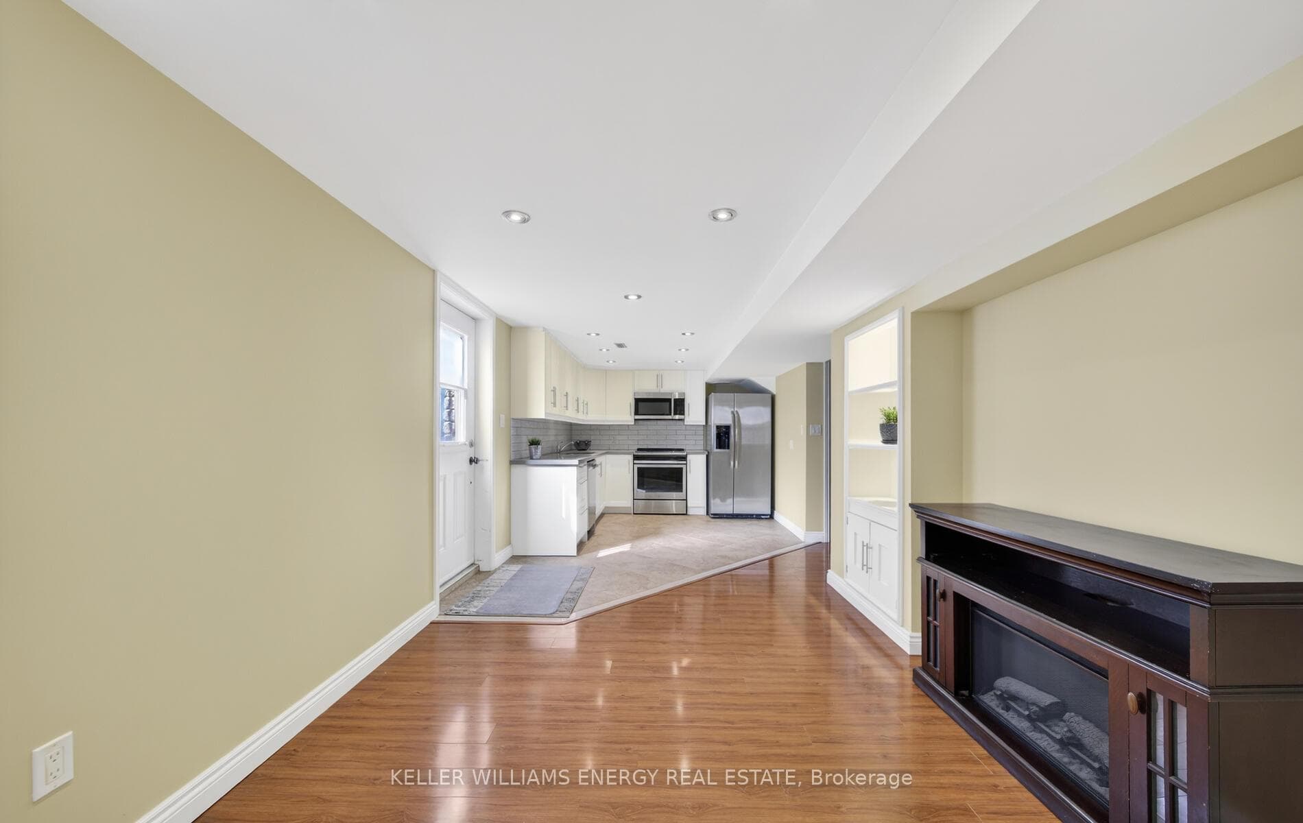 67 Mcsweeney Crescent Unit Bsmt photo 23