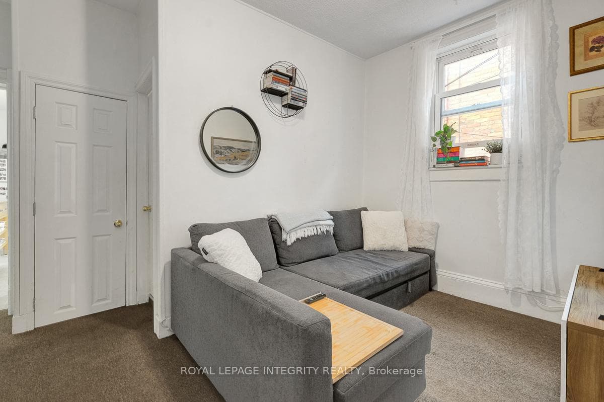 199 Henderson Avenue photo 2