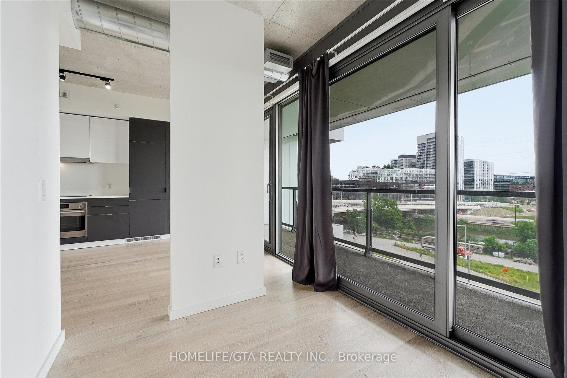170 Bayview Avenue Unit 612 photo 12