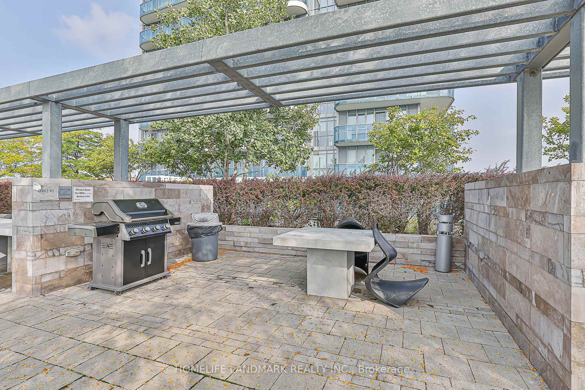 9471 Yonge Street Unit 503 photo 45