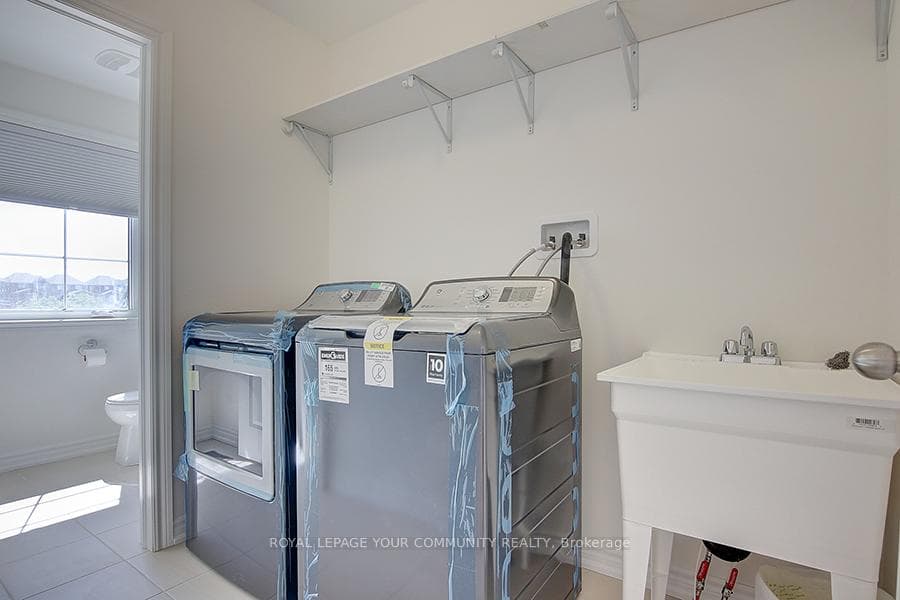 38 Pomarine Way photo 7