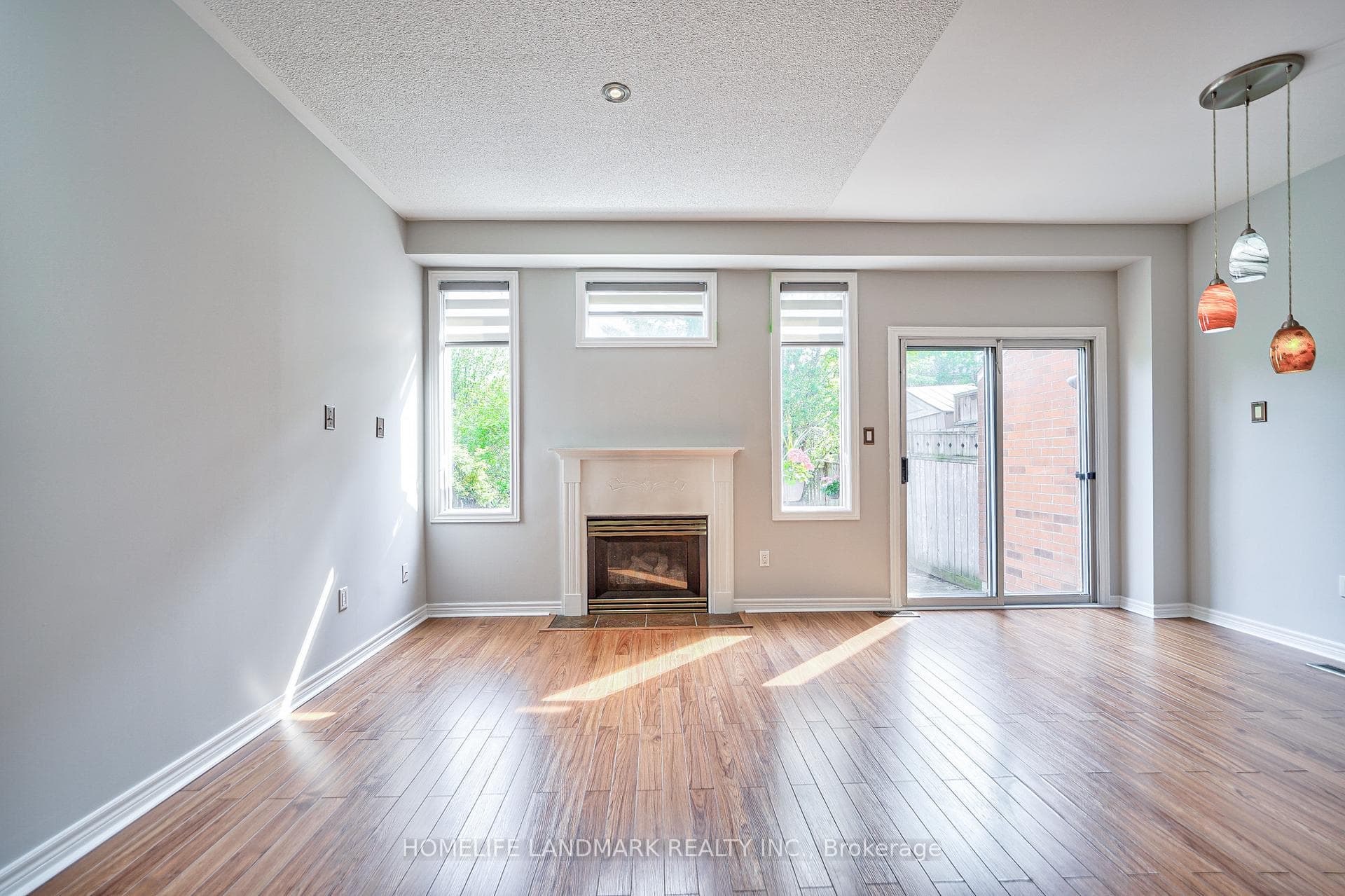 201 Downey Circle photo 10