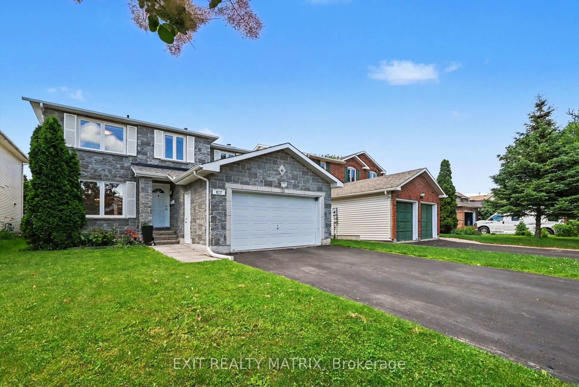 627 Chenier Way photo 1