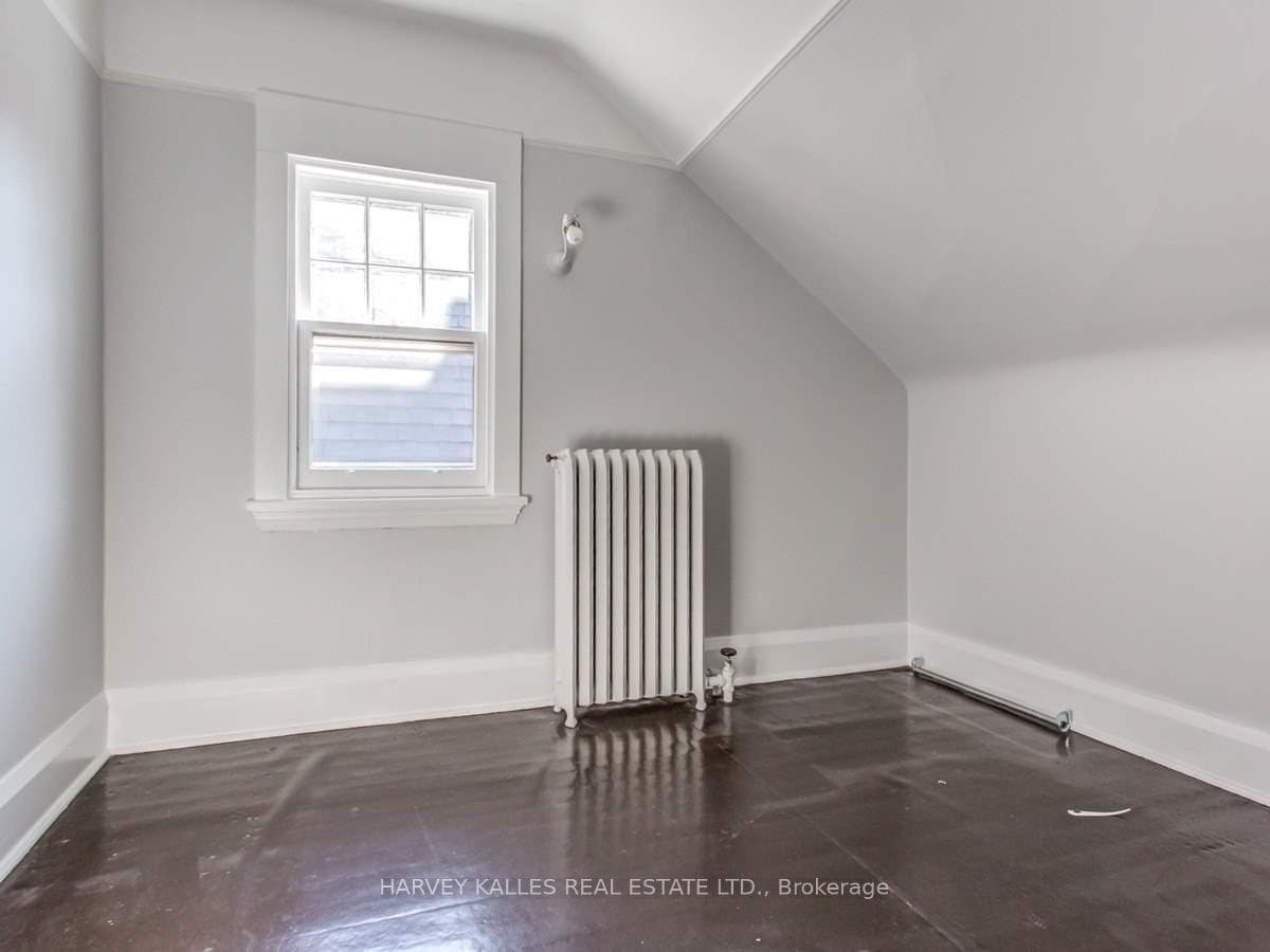 169 Balmoral Avenue photo 21